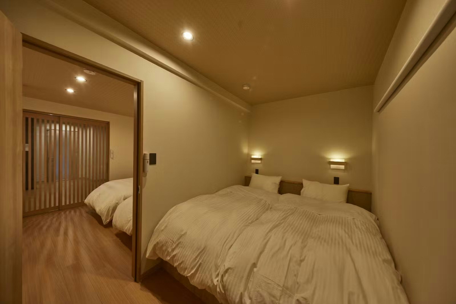 1階フロア【最大8名様】4WAY快適移動!大阪駅から1駅JR福島駅から徒歩5分!USJまで3駅15分