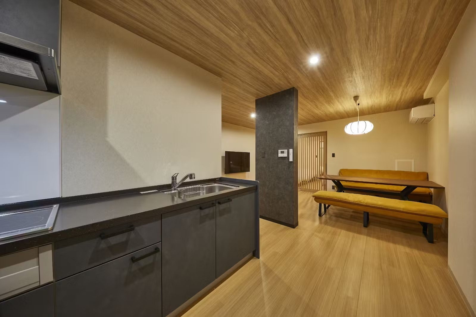 1階フロア【最大8名様】4WAY快適移動!大阪駅から1駅JR福島駅から徒歩5分!USJまで3駅15分