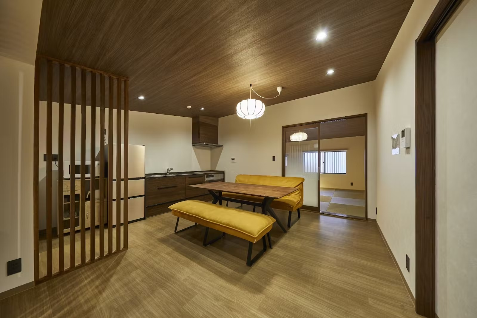 2階フロア【最大7名様】4WAY快適移動!大阪駅から1駅JR福島駅から徒歩5分!USJまで3駅15分