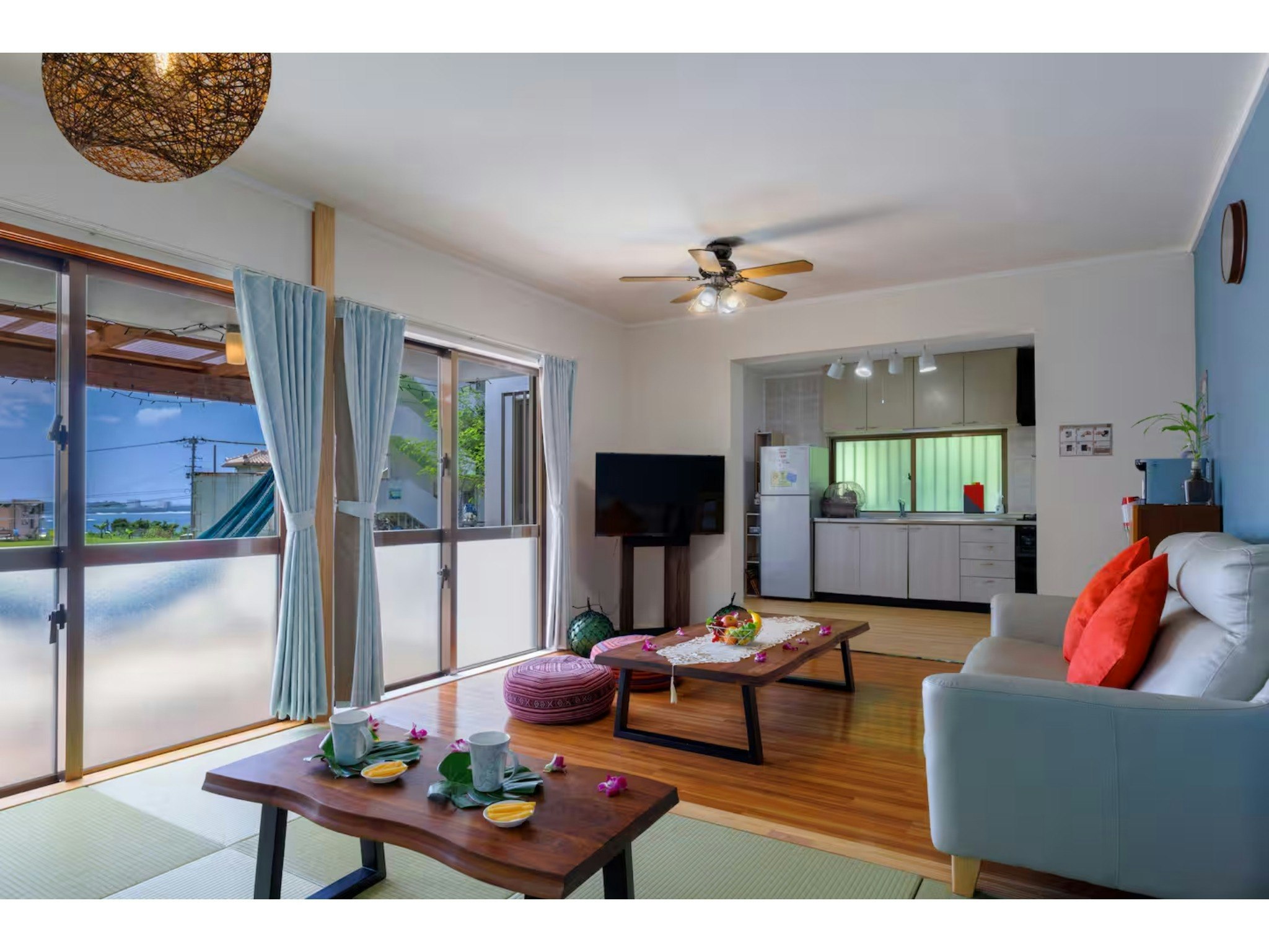 一棟貸し/ 海を眺めながらBBQ可/カラオケ/美ら海水族館まで車で5分