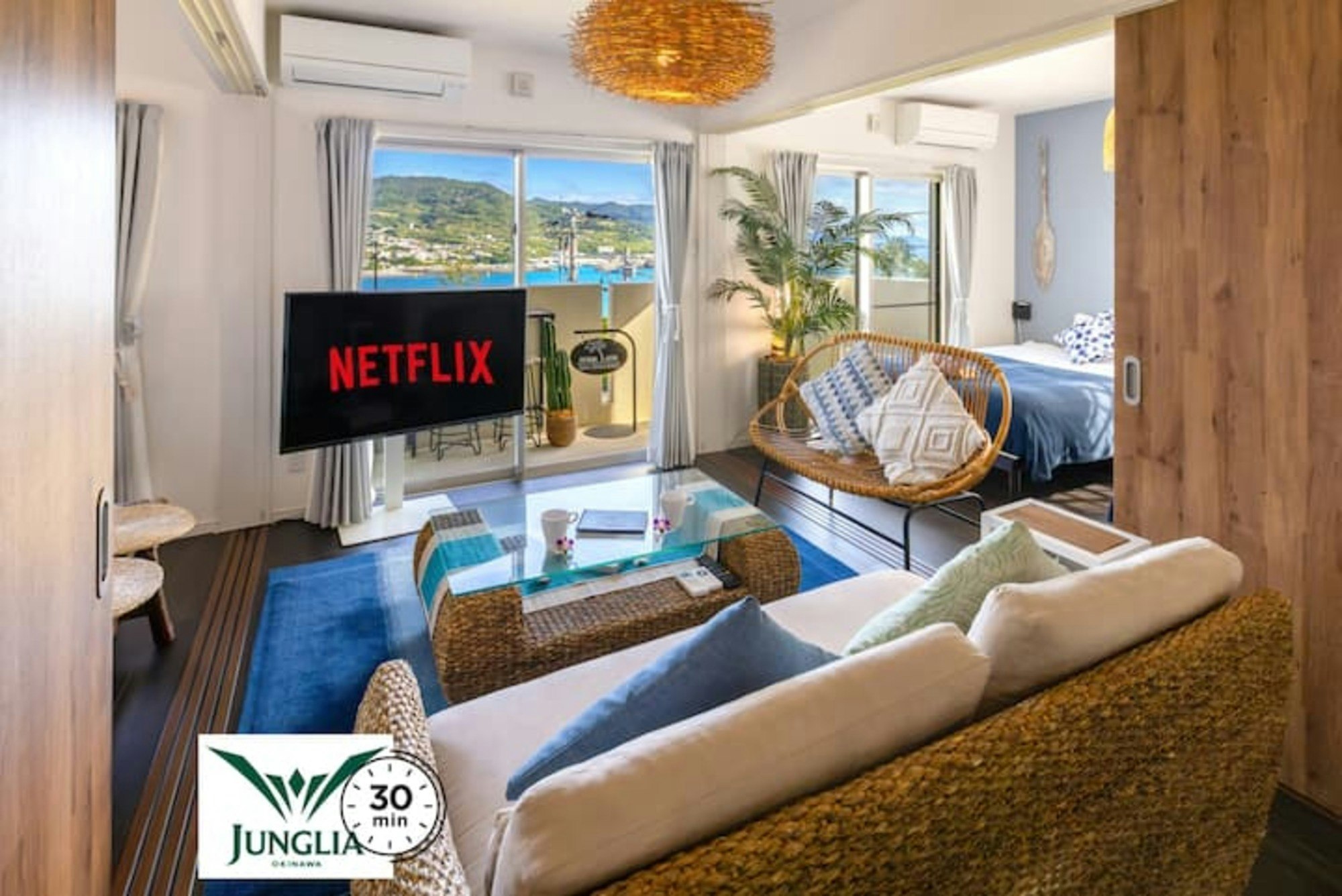 【サンゴ礁の島、瀬底島】ビーチ徒歩3分!JUNGLIA30分!最上階絶景オーシャンビューコンド!