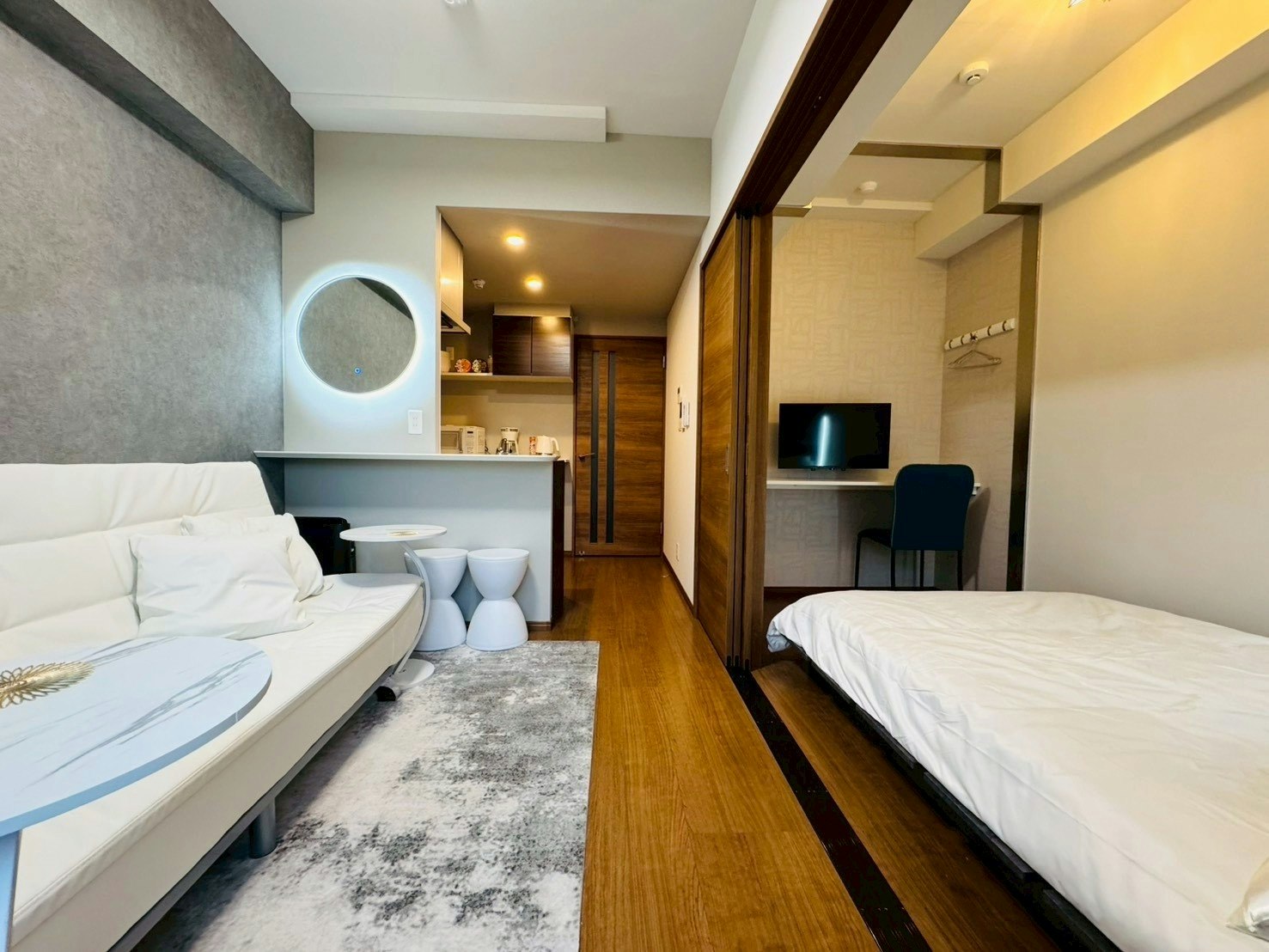 New!LuxurySweet博多駅南51・最大3~4人、博多駅車で5分・新築