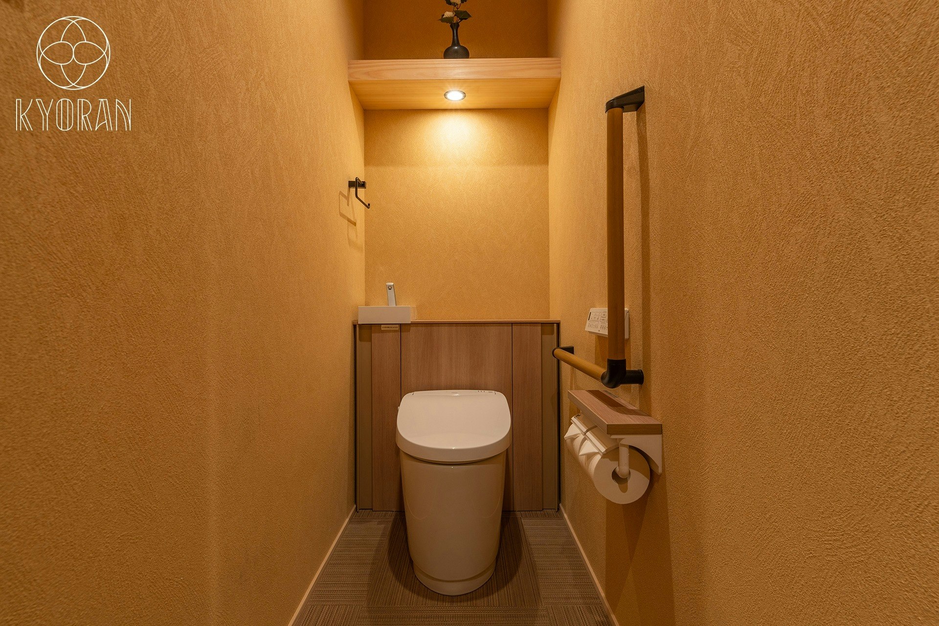 東寺徒歩1分、和の美と温もりが息づく京町家~3LDK・最大8名~上質な一棟貸し宿