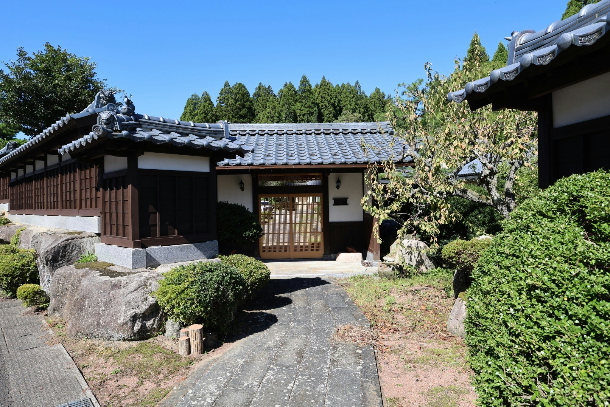 専用キッチン、風呂、トイレ、洗濯乾燥機付き/やすん場 楓