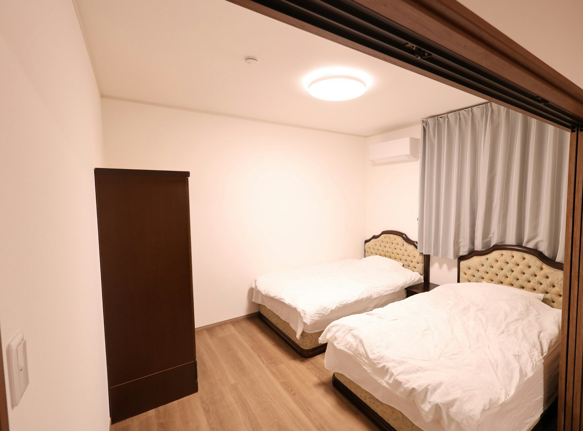 専用キッチン、風呂、トイレ、洗濯乾燥機付き/やすん場 楓