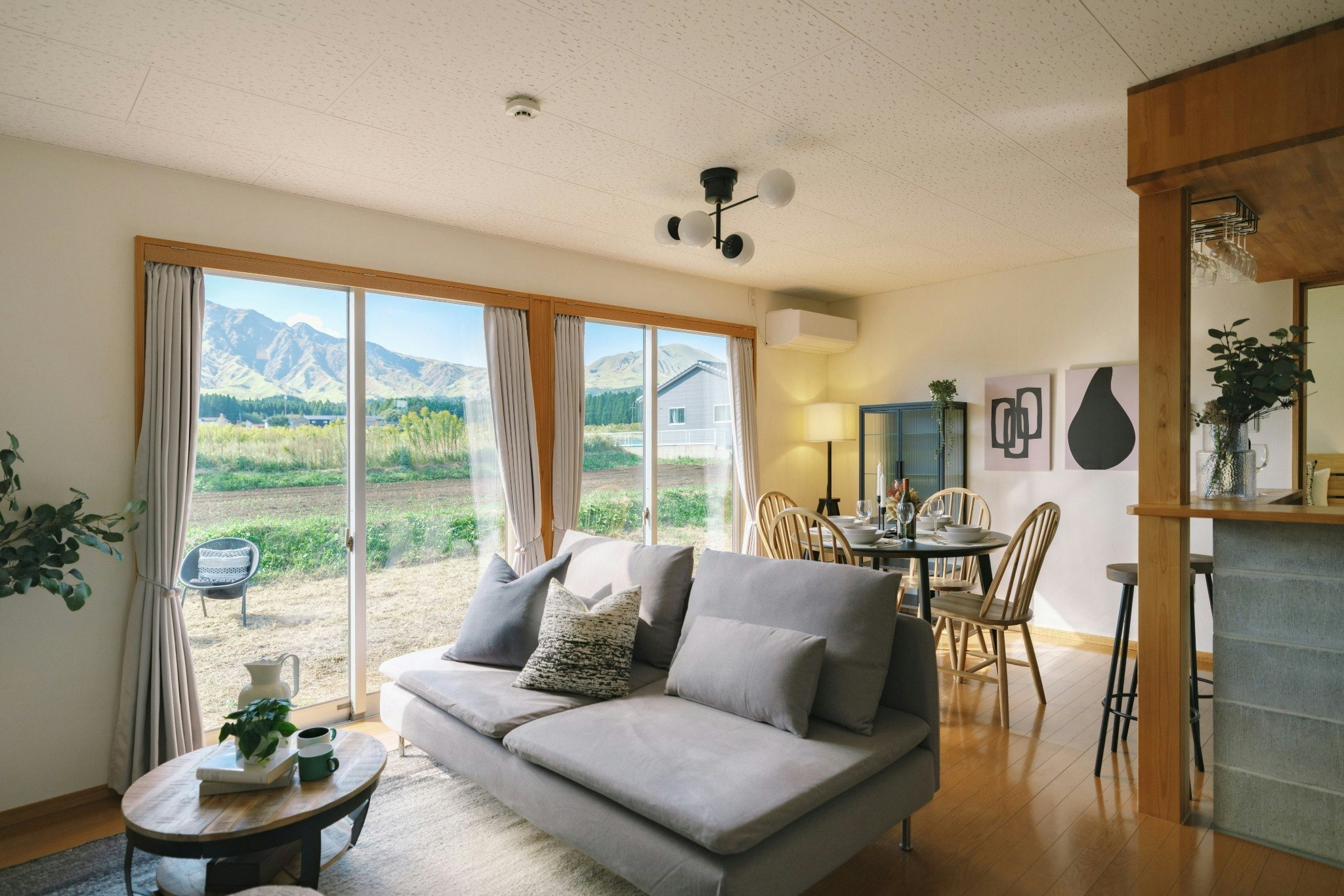 綺麗な室内と阿蘇の自然/一棟貸し切り/最新設備/阿蘇ビューテラス