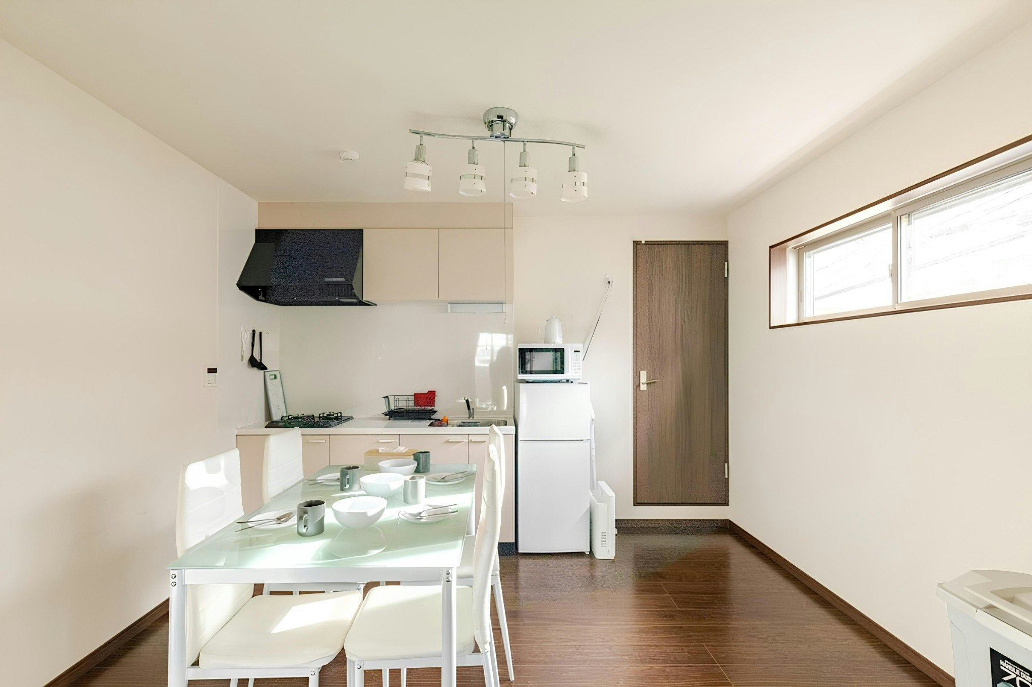 en stay 005【ダブルベッド2つ・2~4人に最適なスイートルーム】