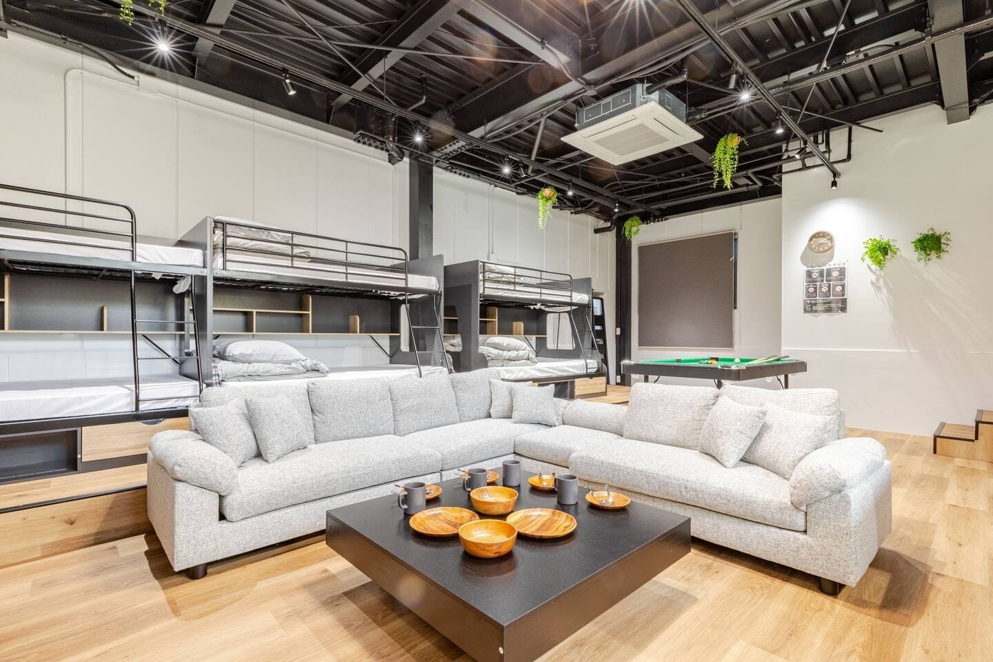 【en stay006】ビリヤードのある秘密基地風部屋(貸切部屋)