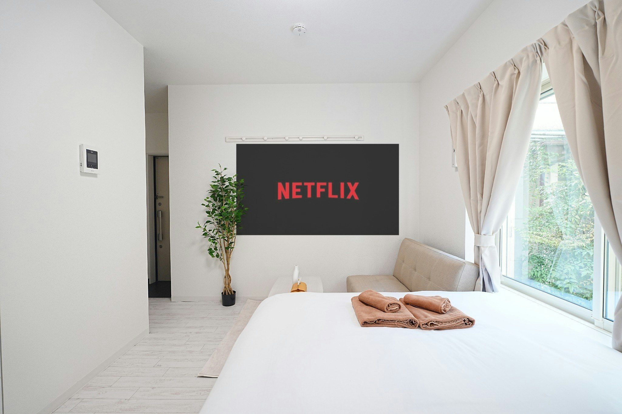 【NEW OPEN!!︎】温かな北欧デザイン |100インチ大画面プロジェクター | 堀切菖蒲園駅4