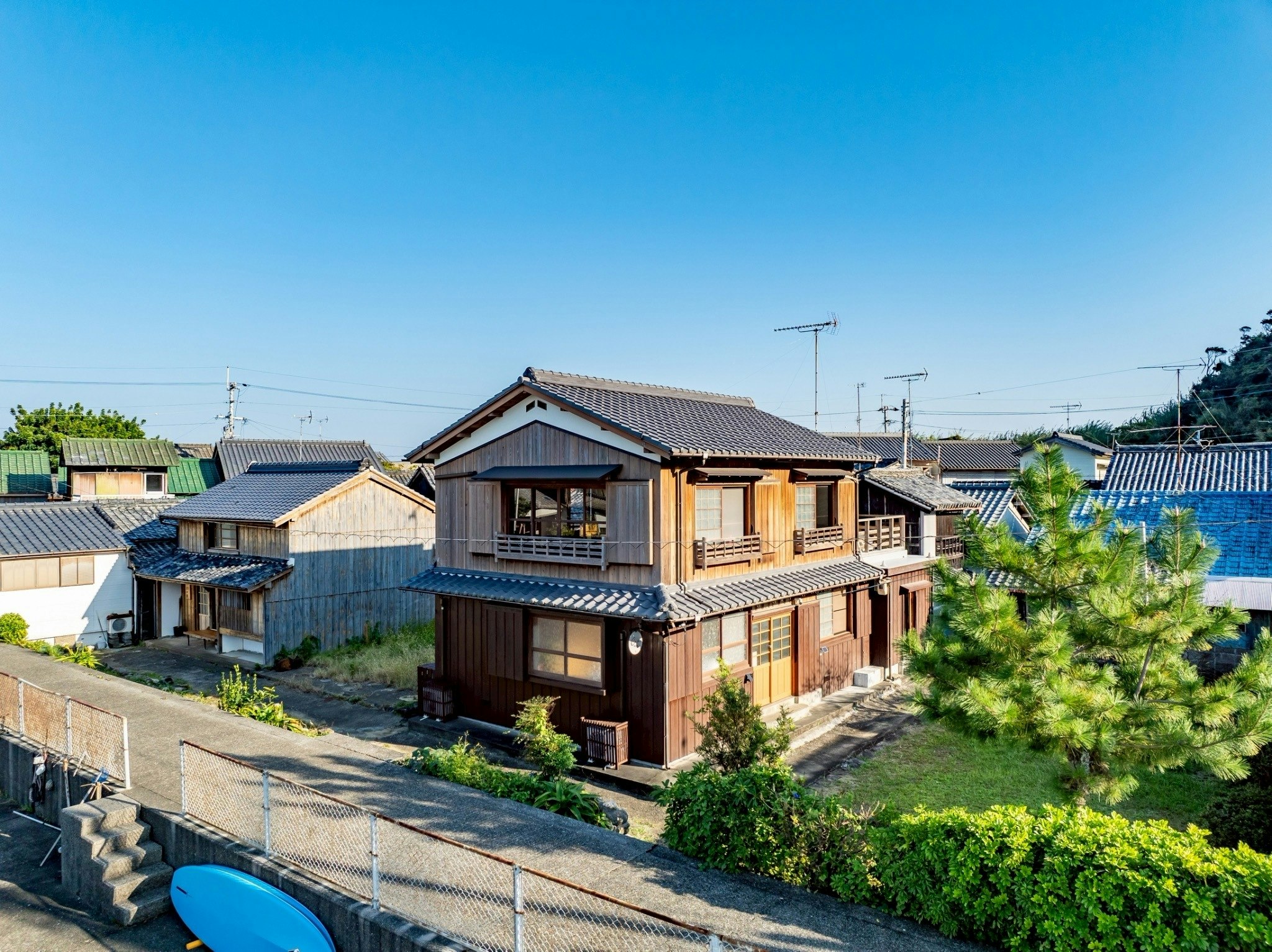 【一棟貸し】海辺の古民家 Casa TEBA|静かな出羽島でスローに過ごす宿