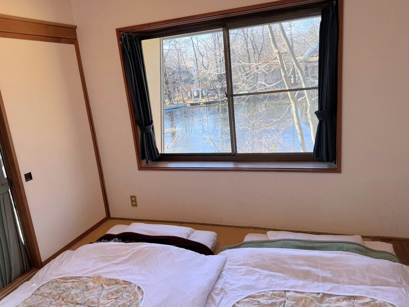 4名迄 レイクサイドコテージ ペット歓迎 専用屋根付 焚火・BBQスペース完備