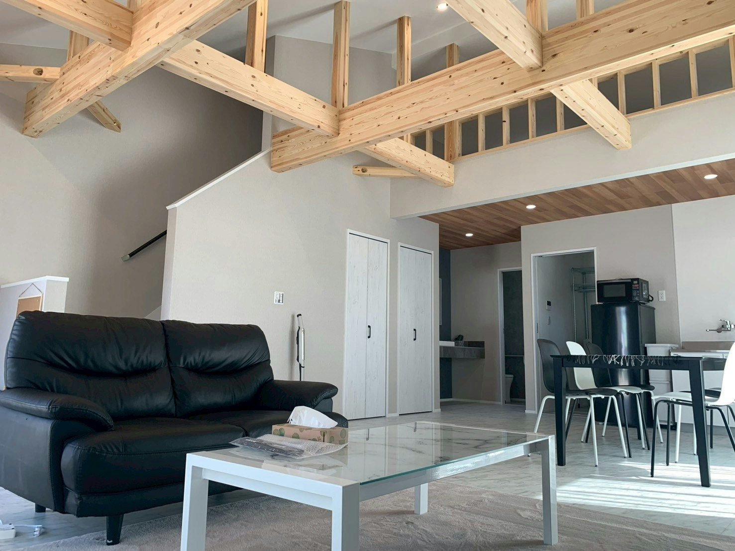 ロフト造りの一棟貸し宿泊施設、クールスタイル