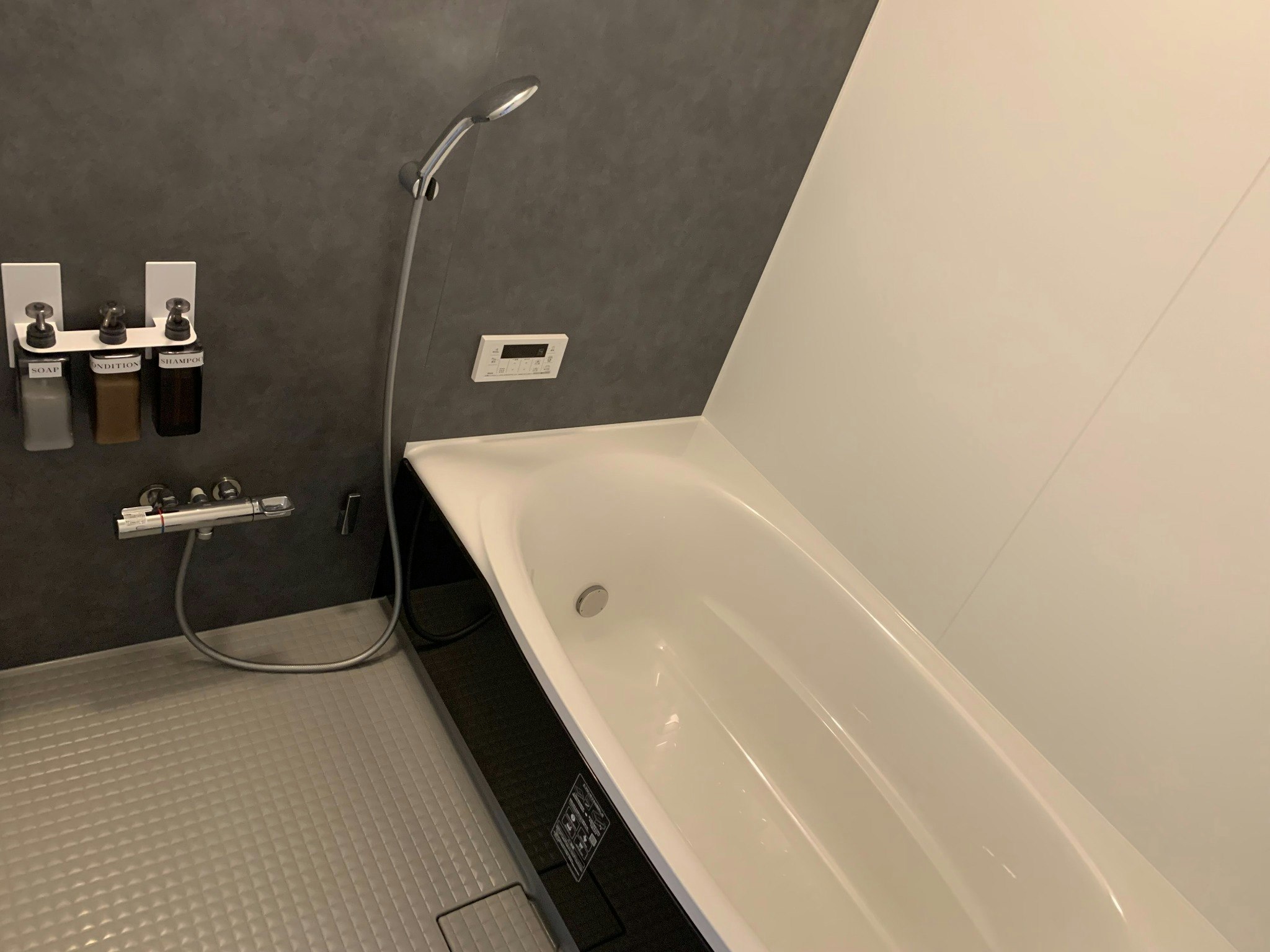 ロフト造りの一棟貸し宿泊施設、クールスタイル