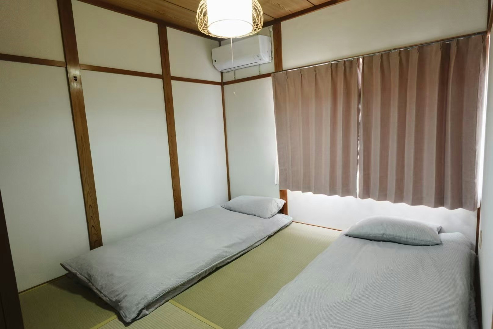 和洋室タイプ二階建て