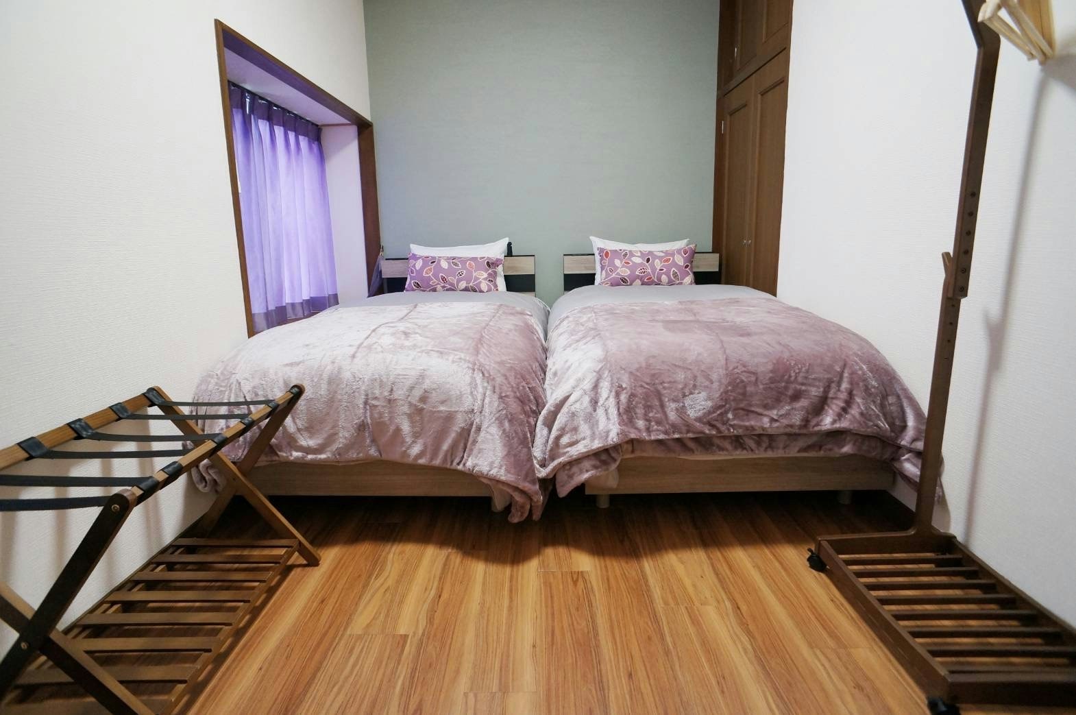 【湯畑徒歩8分】2階建て貸切宿|駐車場1台|最大6名|町宿 藤庵 12月1日オープン