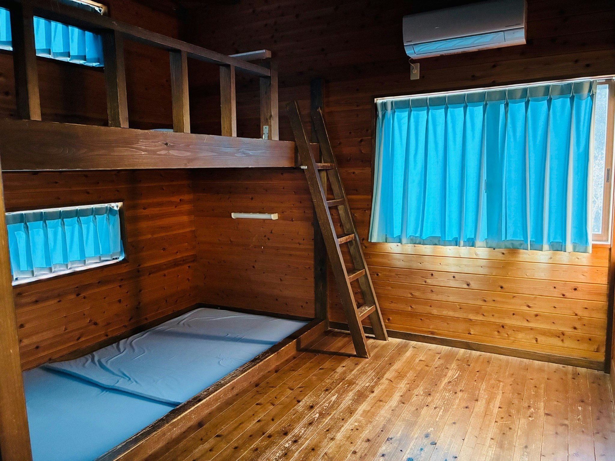 グループケビン