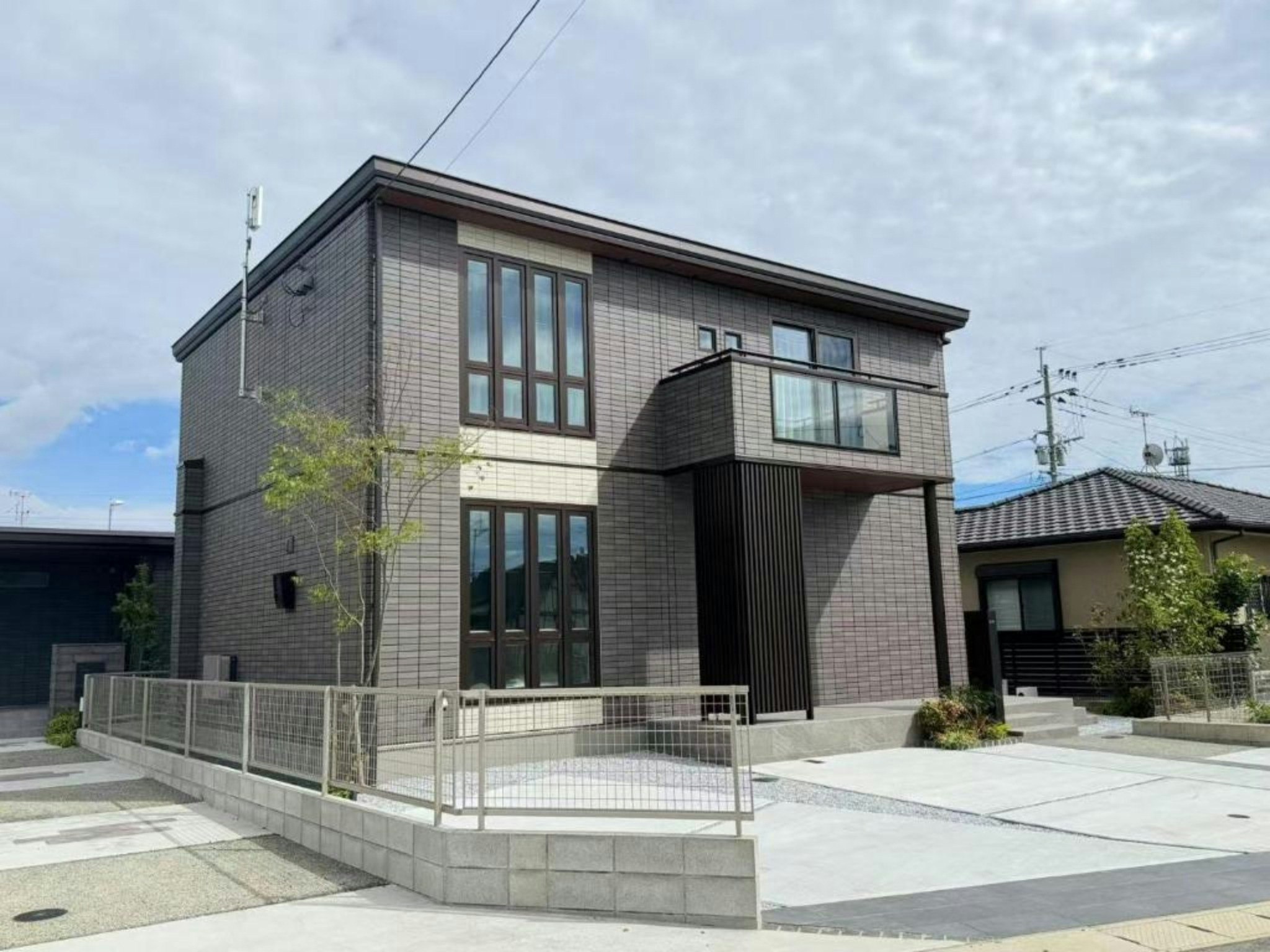 【禁煙】2025年オープンの新築2階建て一軒家