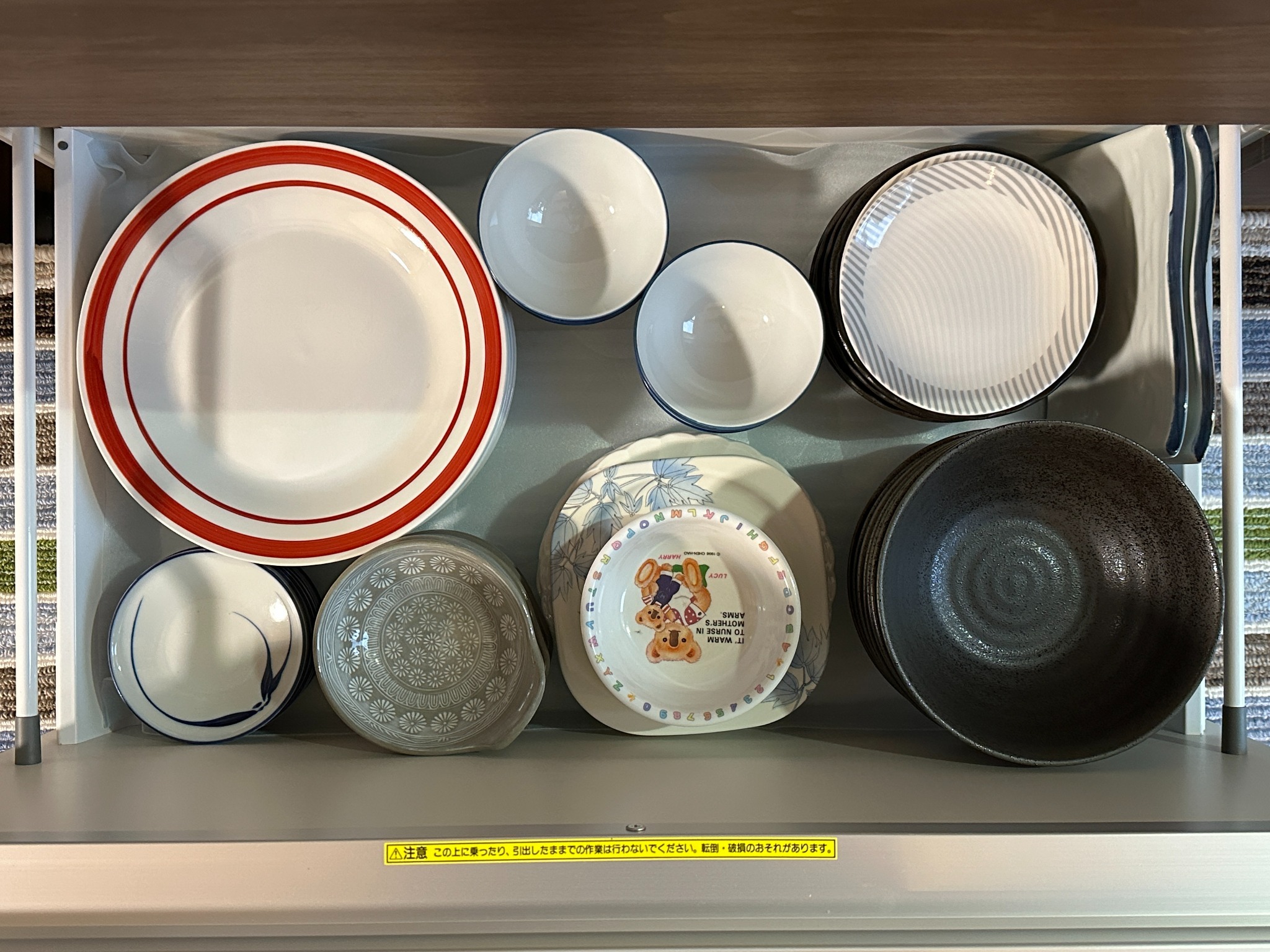 自然に囲まれた伊豆高原の一棟貸し別荘|伊豆大島と天城山ビュー!嬉しいテラス付【GOOD WIND】