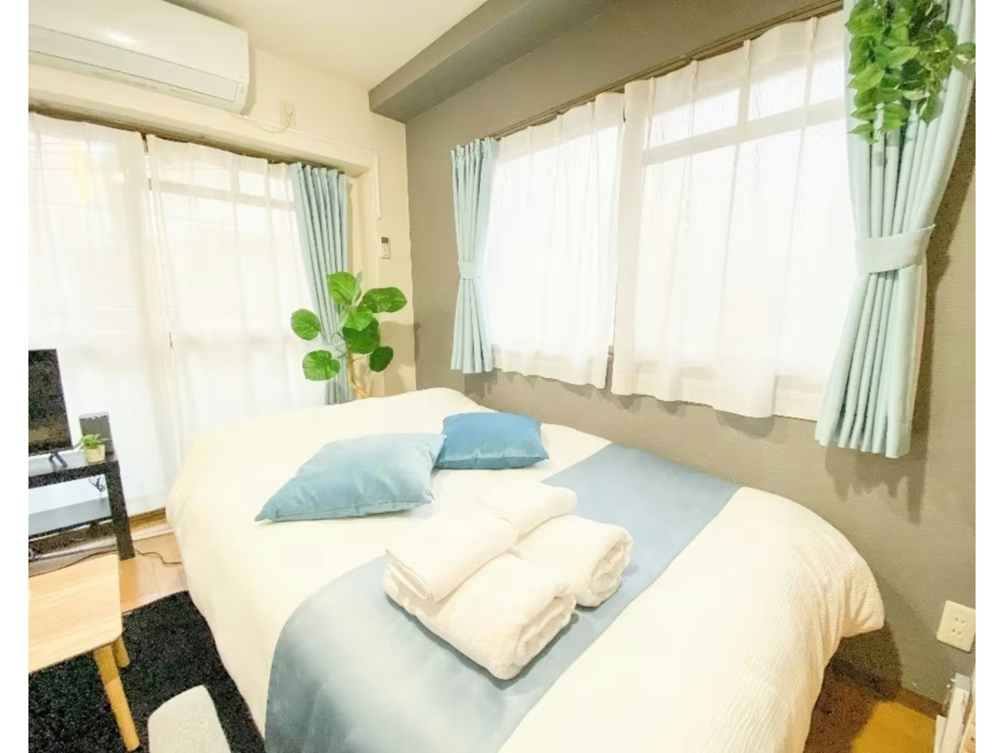 【禁煙】B5/梅田,新大阪駅隣/阪急十三駅近く/リーズナブルで長期滞在にも最適