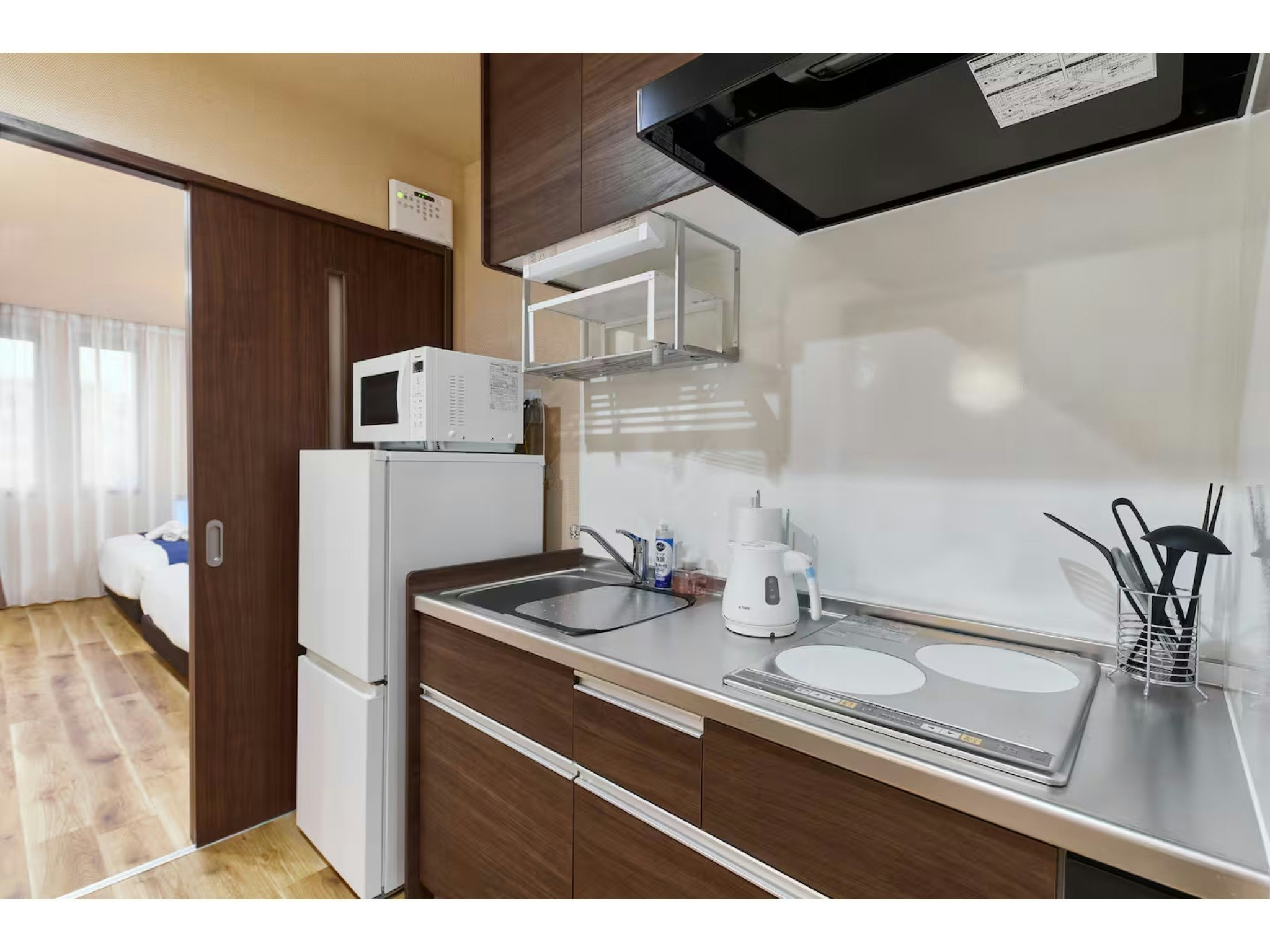 【禁煙】すしE(301)|USJ・梅田へ好アクセス|海遊館徒歩圏|駅近4分|新築