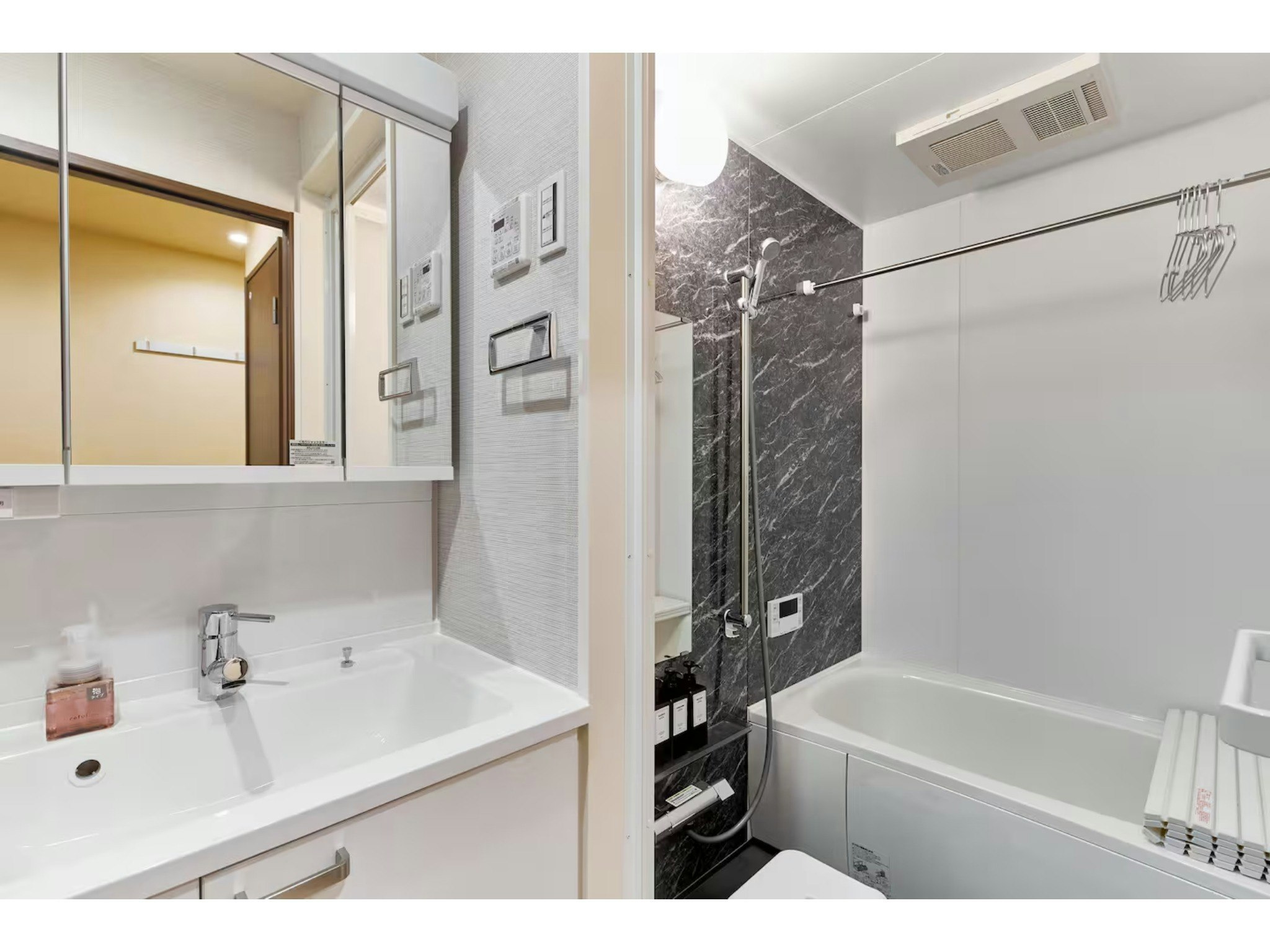 【禁煙】すしE(301)|USJ・梅田へ好アクセス|海遊館徒歩圏|駅近4分|新築