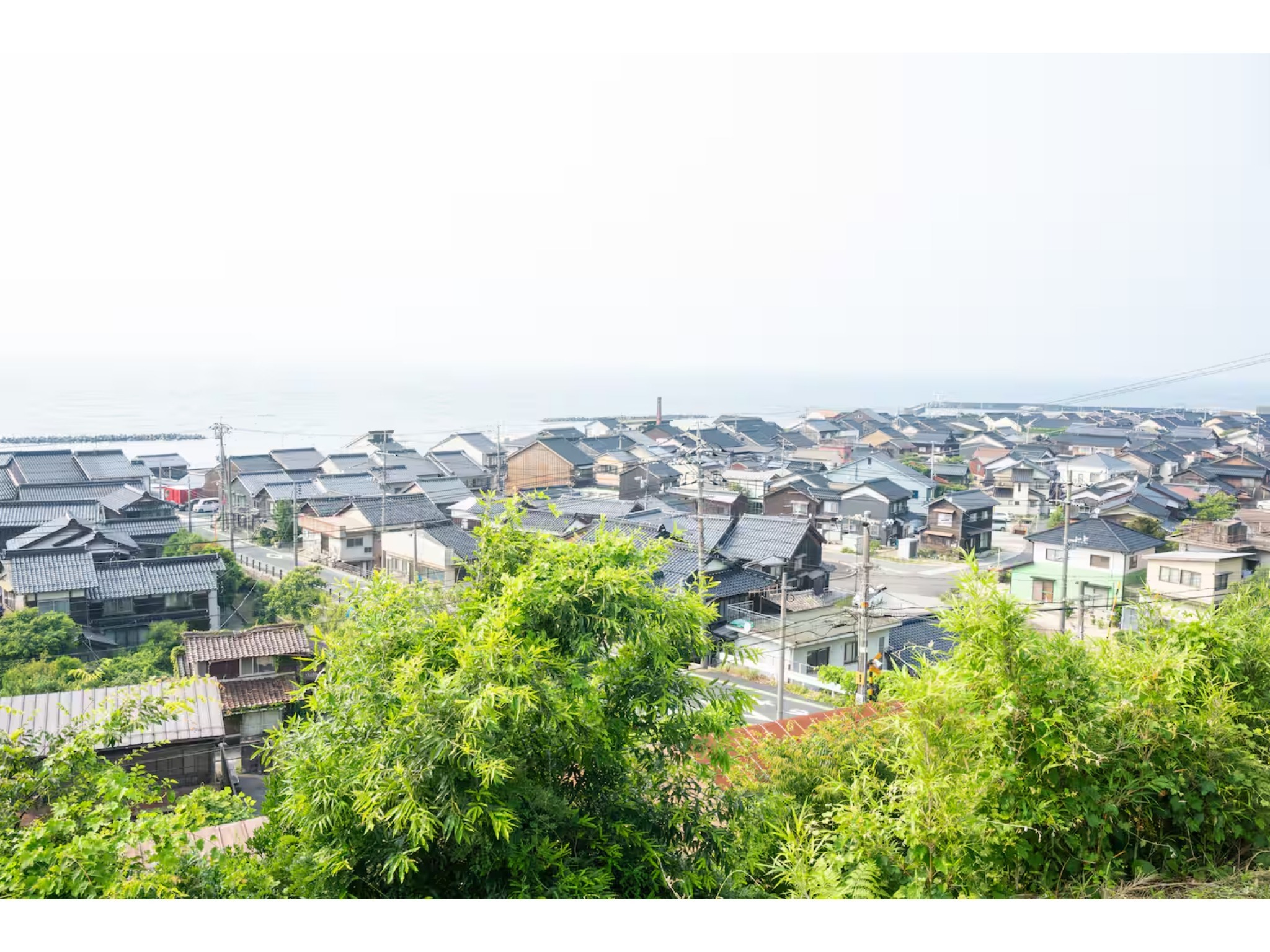 一棟貸し|情緒ある港町の街道に泊まる