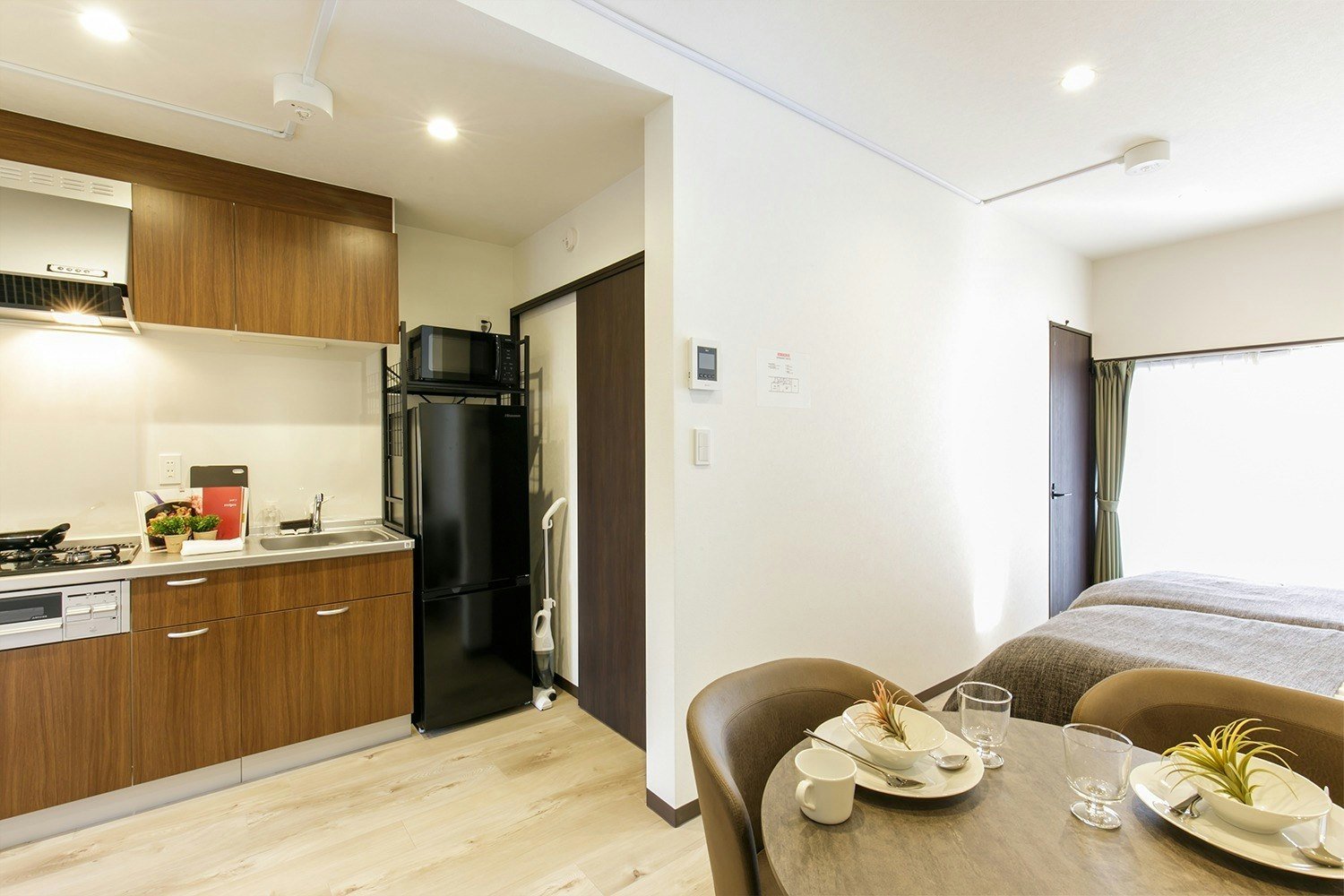 無料駐車場あり 洗濯機とガス乾燥機完備 最寄駅は地下鉄東山線「中村日赤駅」 名古屋駅・栄駅まで直通