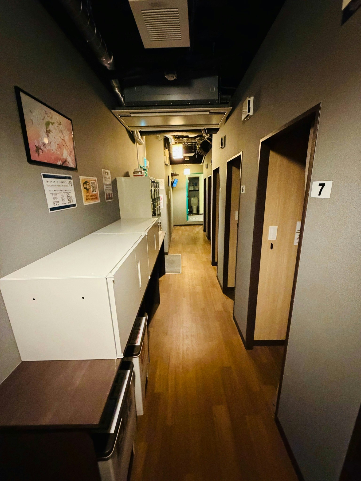 新橋コンホテル シングルキャビン