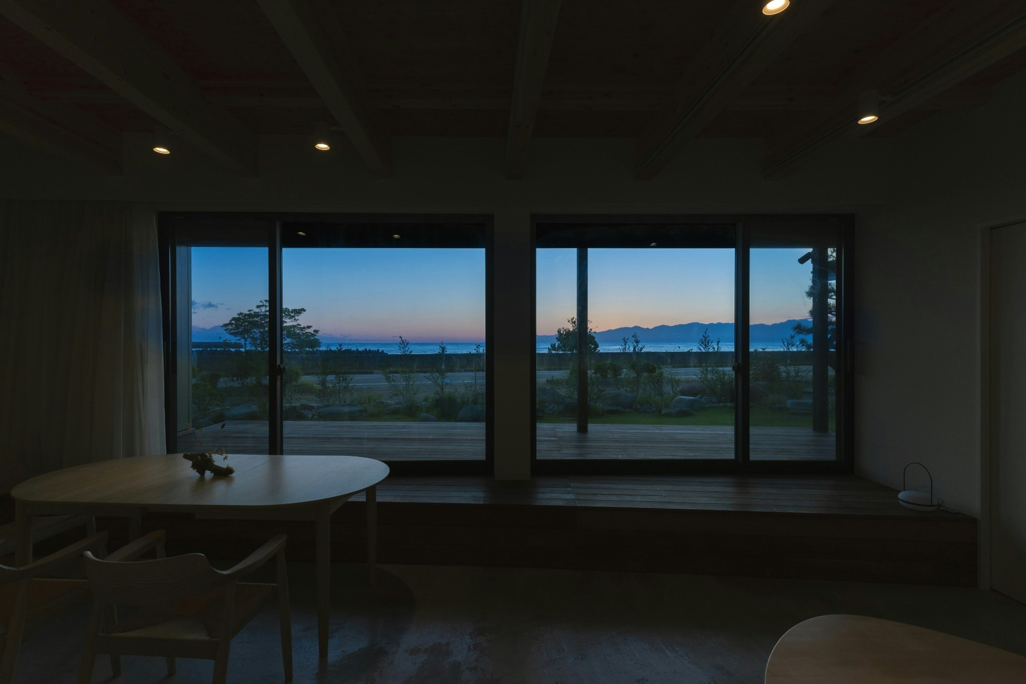 氷見の海辺の一棟貸し宿「氷見のうみと」2ベッドルーム