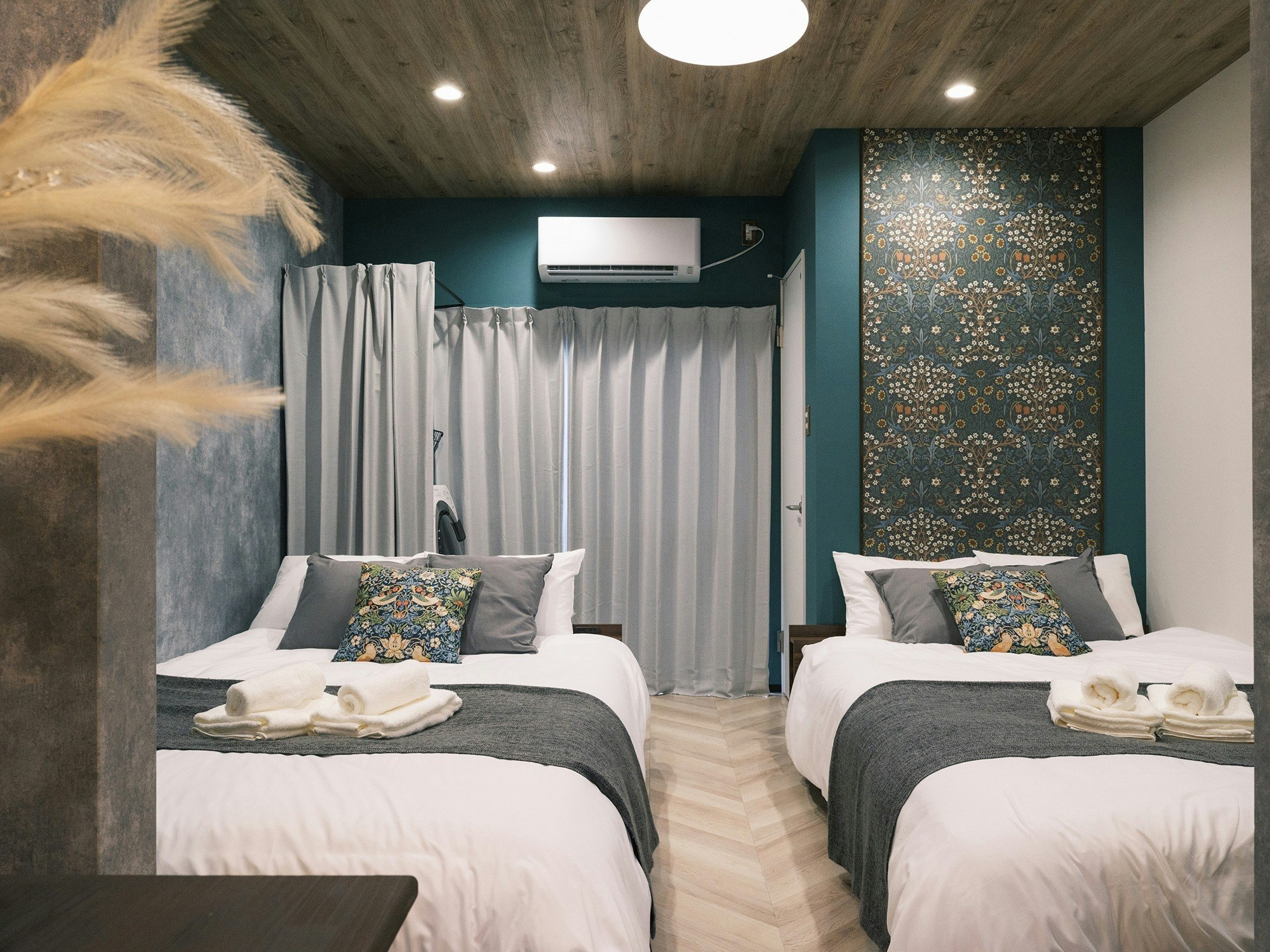 102号室|なんばまで徒歩14分|黒門市場まで徒歩3分|日本橋駅まで徒歩6分|京都奈良へ日帰りOK