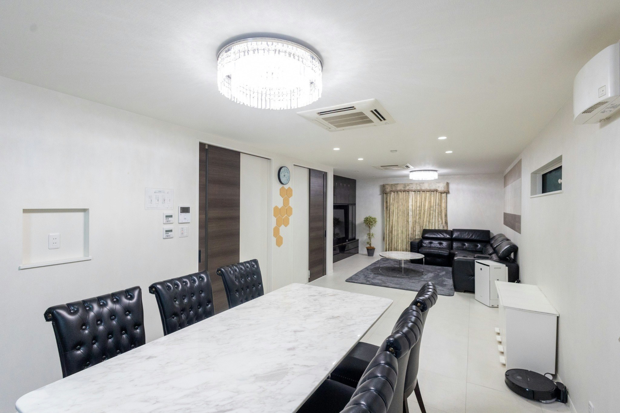 【最大11名様】九条駅 徒歩5分、3LDKの一棟貸し!無料駐車場有