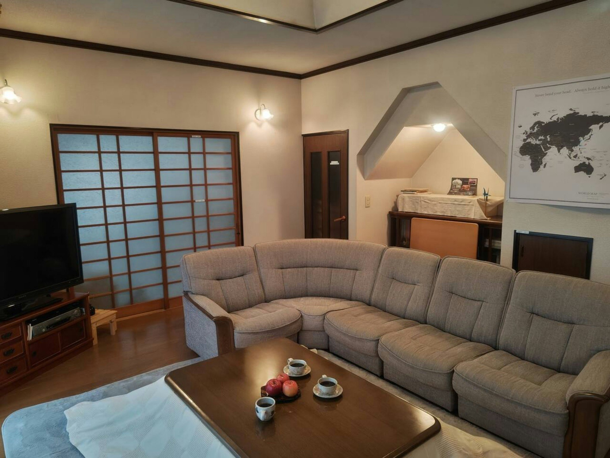 【禁煙】2階:洋室6畳/観光名所や岩手・山形県境も車で1時間以内で便利!