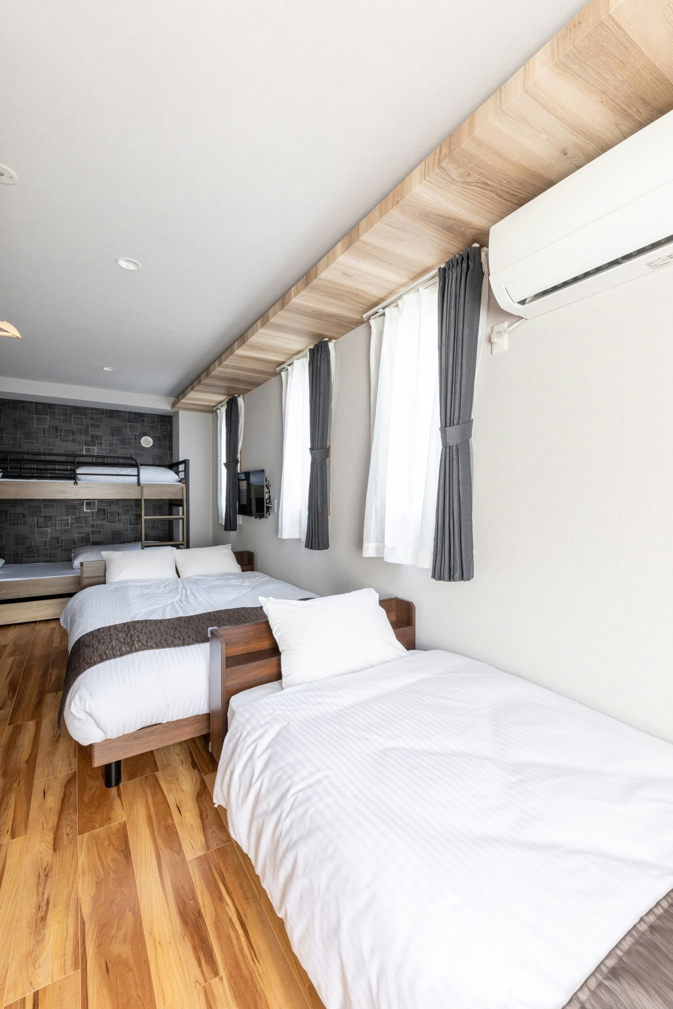 FLEX CELLA TSUKISAMU C 最大6名 1LDK 地下鉄駅まで3分 駐車場付