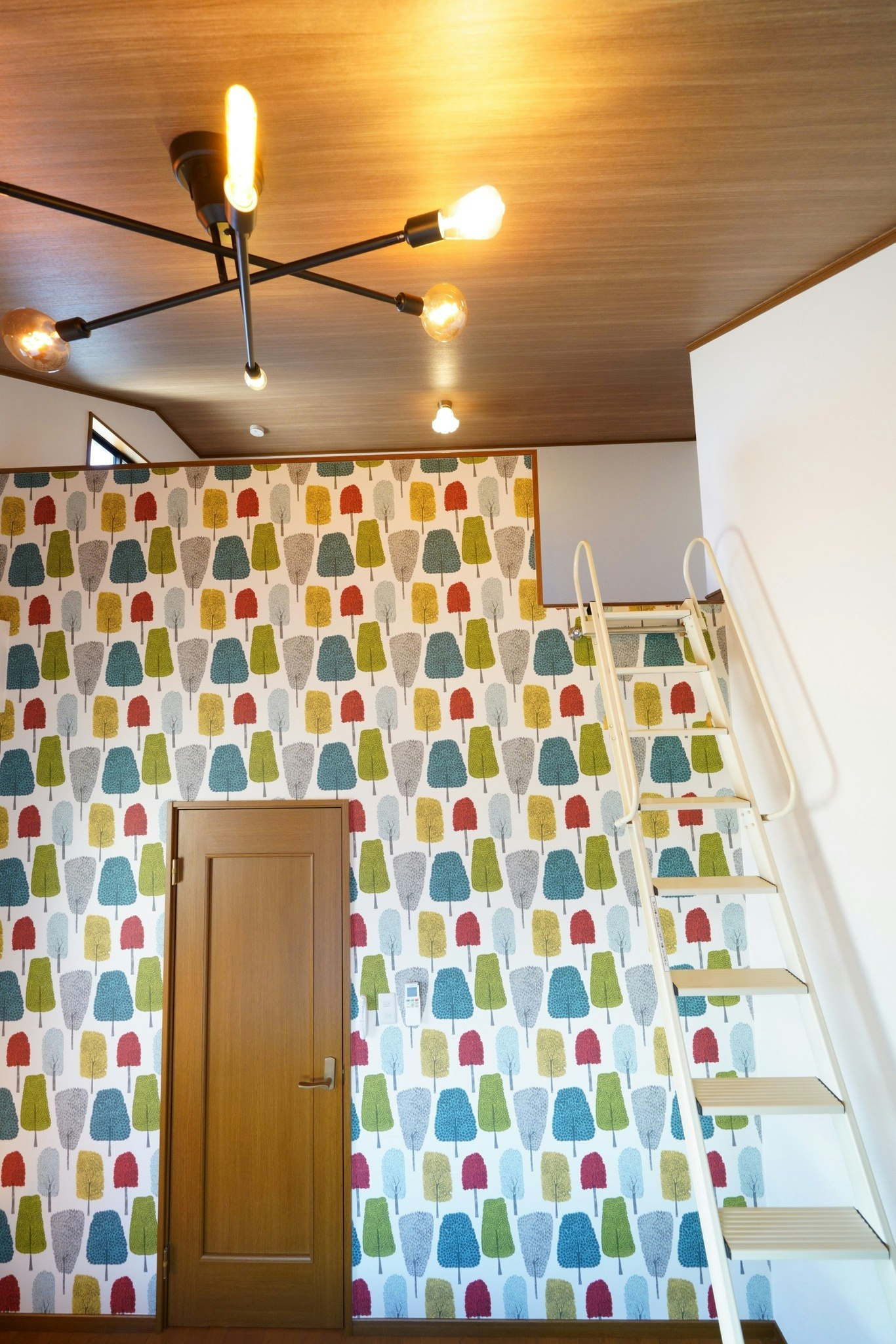 家族・グループに最適/Max12名/駐車場1台無料/大阪城徒歩圏内