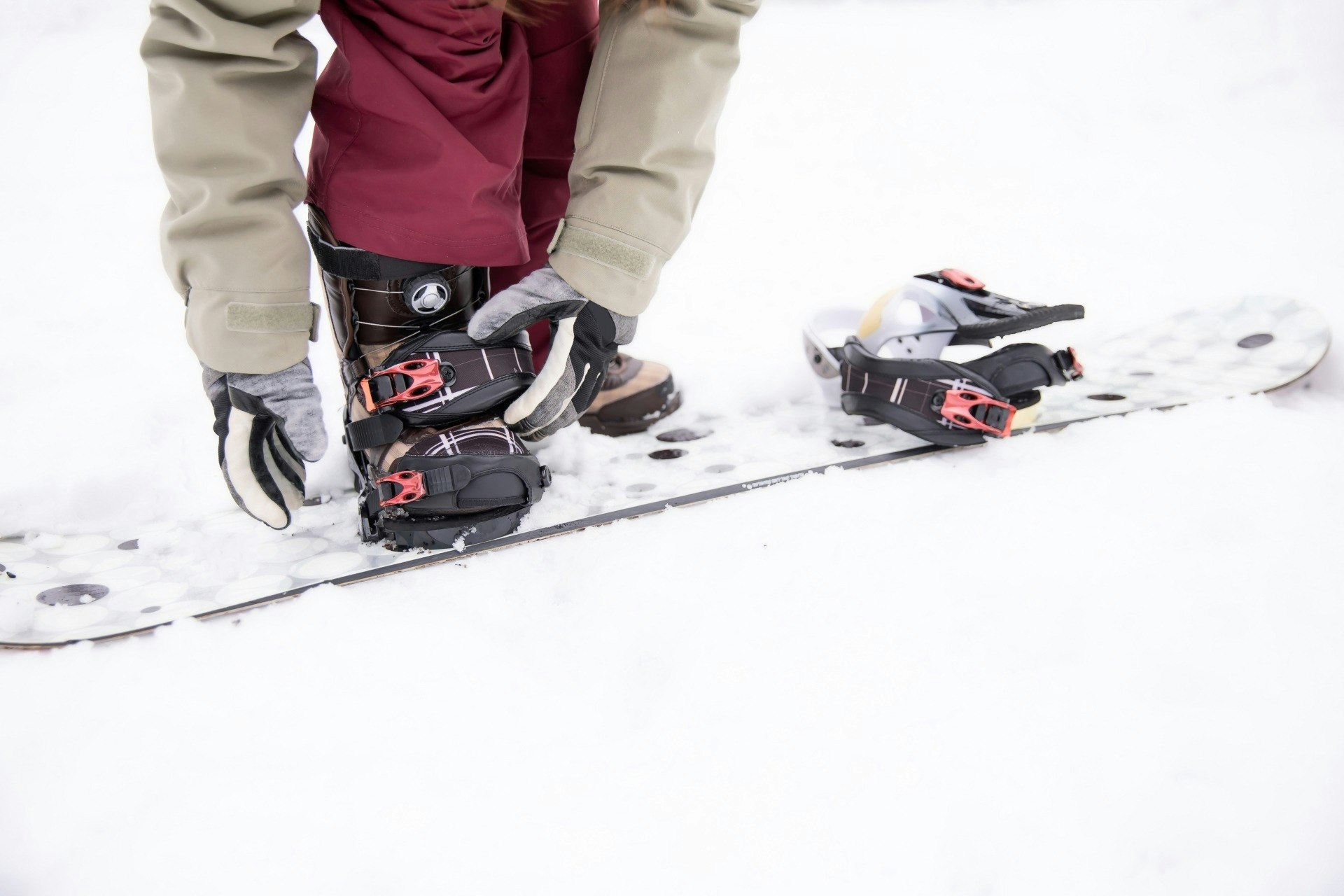丸ごと貸切|旭川駅10分|定員8名|繁華街・飲食店充実|カラオケ|卓球|ポーカー|ダーツ|大型TV