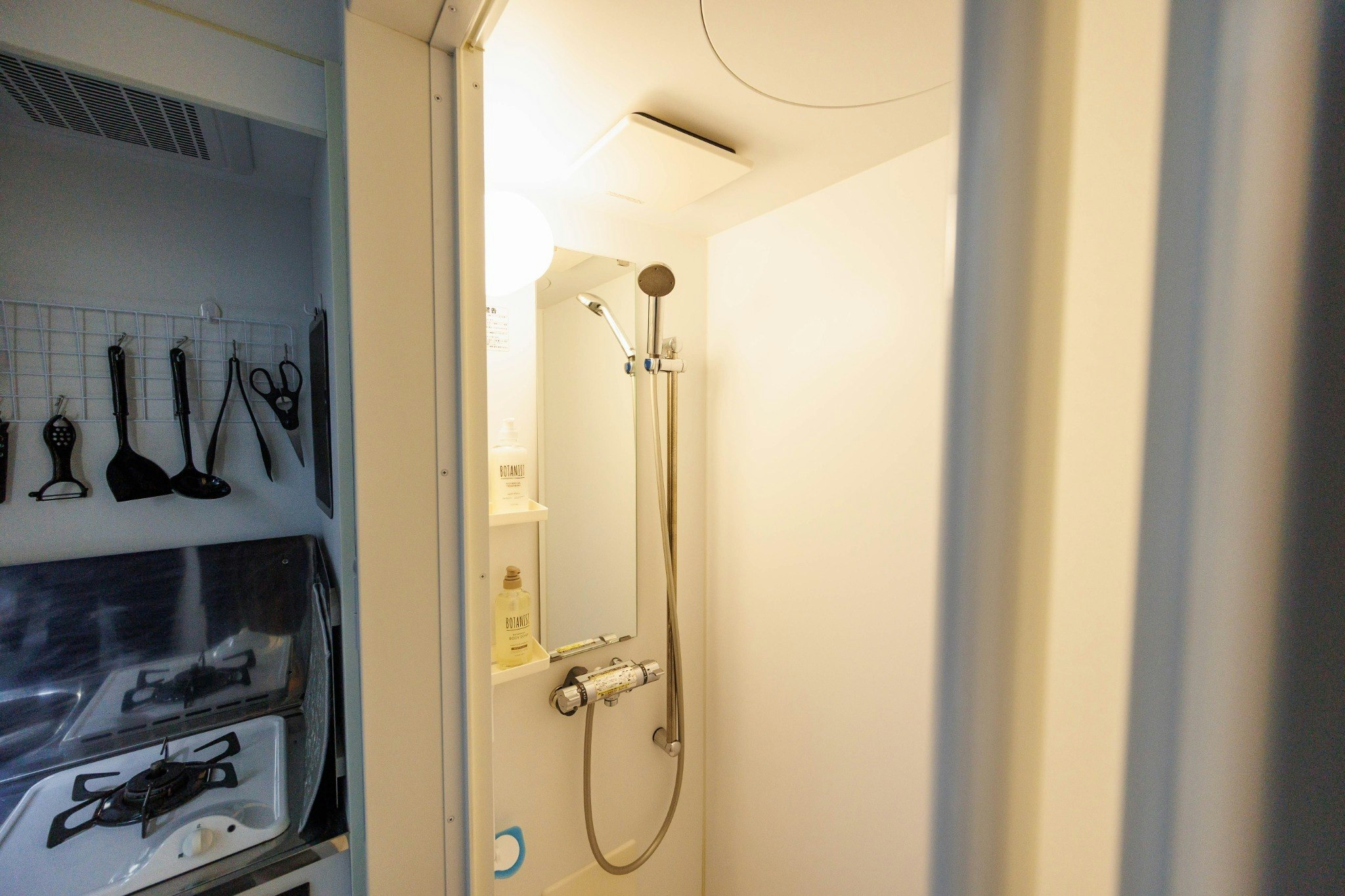 北千住駅東口(電大口)より徒歩2分!便利な立地の快適ステイ