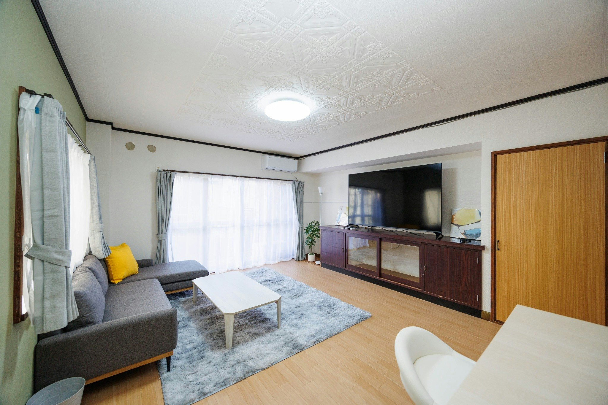 70m2広々!ファミリー・大人数向けの開放感あふれる快適空間