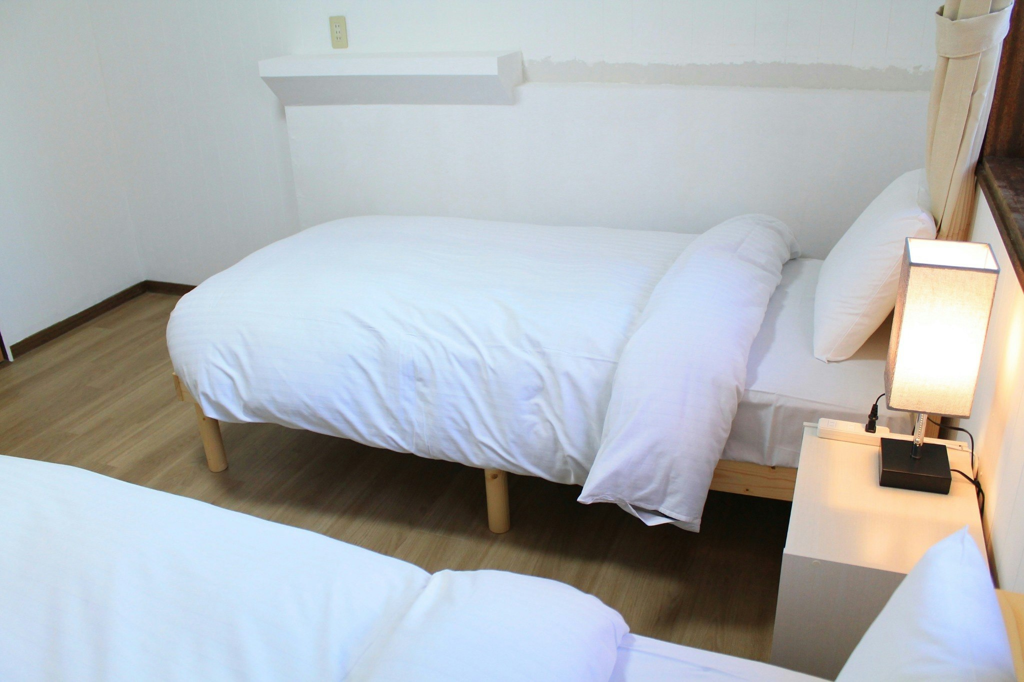 山中湖|森に囲まれた庭園と月灯りに癒される宿|彩の宿 月屋 102室