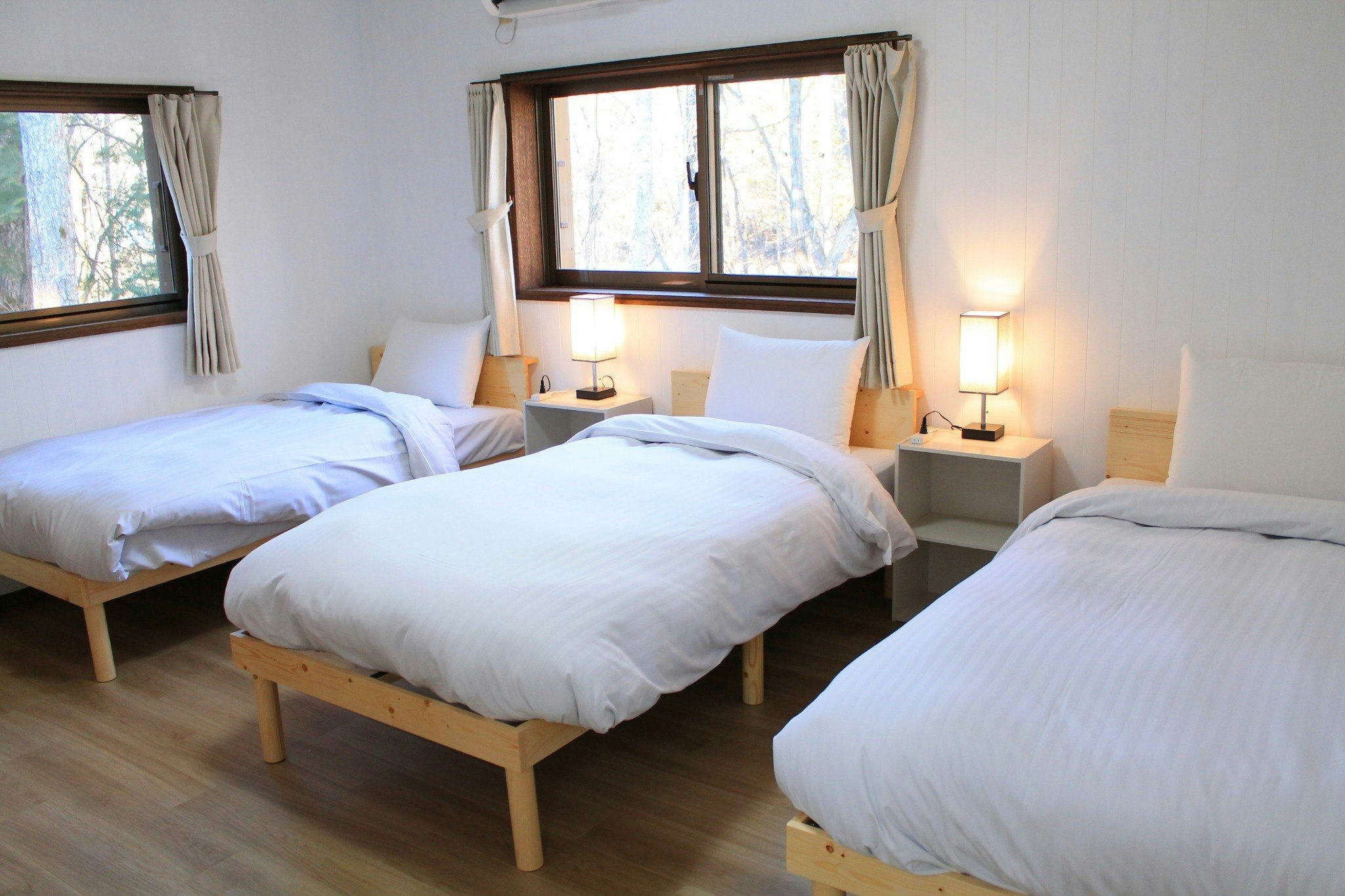 山中湖|森に囲まれた庭園と月灯りに癒される宿|彩の宿 月屋 103室