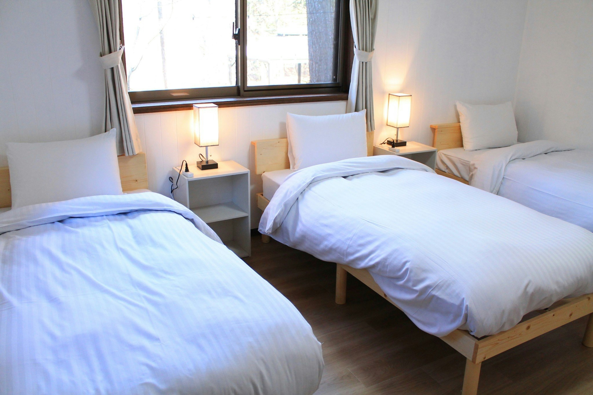 山中湖|森に囲まれた庭園と月灯りに癒される宿|彩の宿 月屋 103室