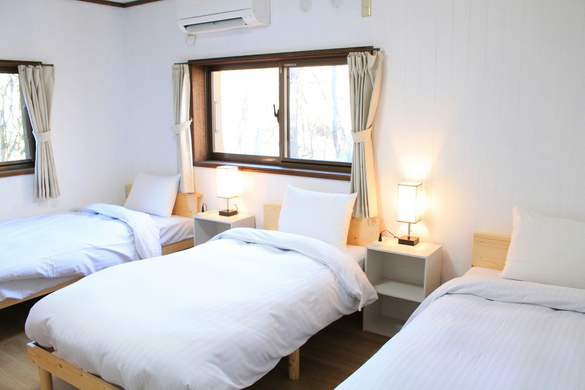 山中湖|森に囲まれた庭園と月灯りに癒される宿|彩の宿 月屋 103室