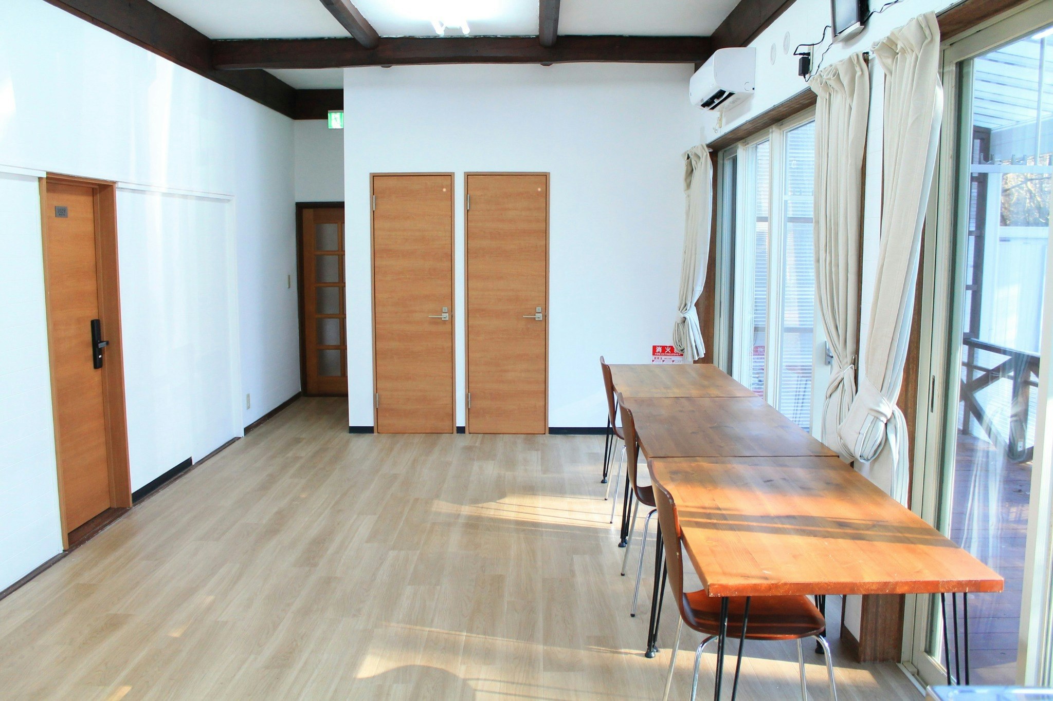 山中湖|森に囲まれた庭園と月灯りに癒される宿|彩の宿 月屋 一棟貸切