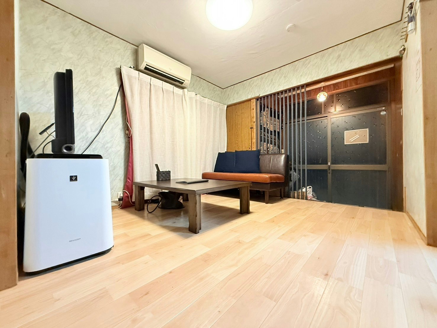 2ベッドルームの一軒家