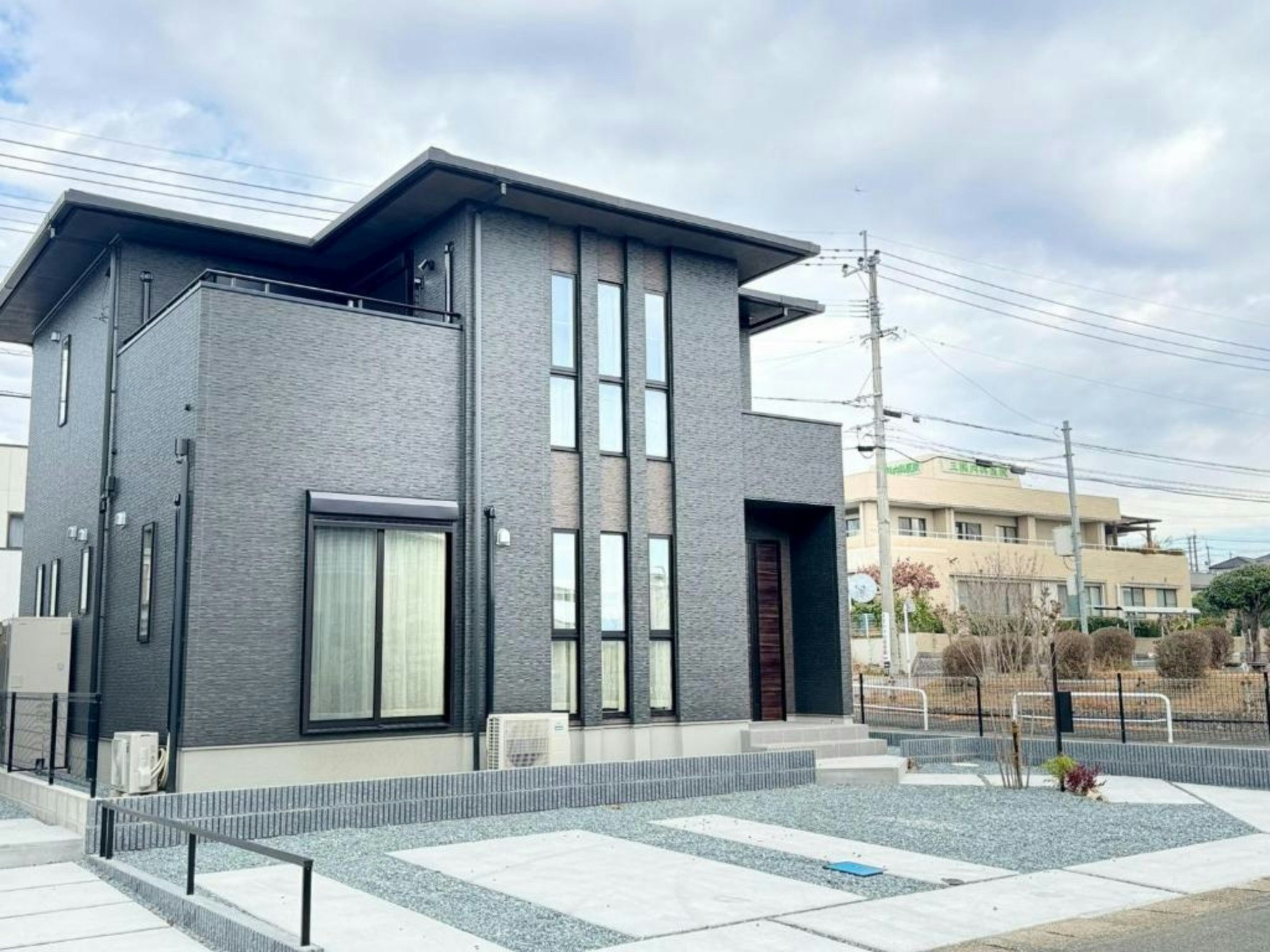 4LDK(洋室3室+和室1室/全室個室・ドア付き)Akikawa Koshi 12