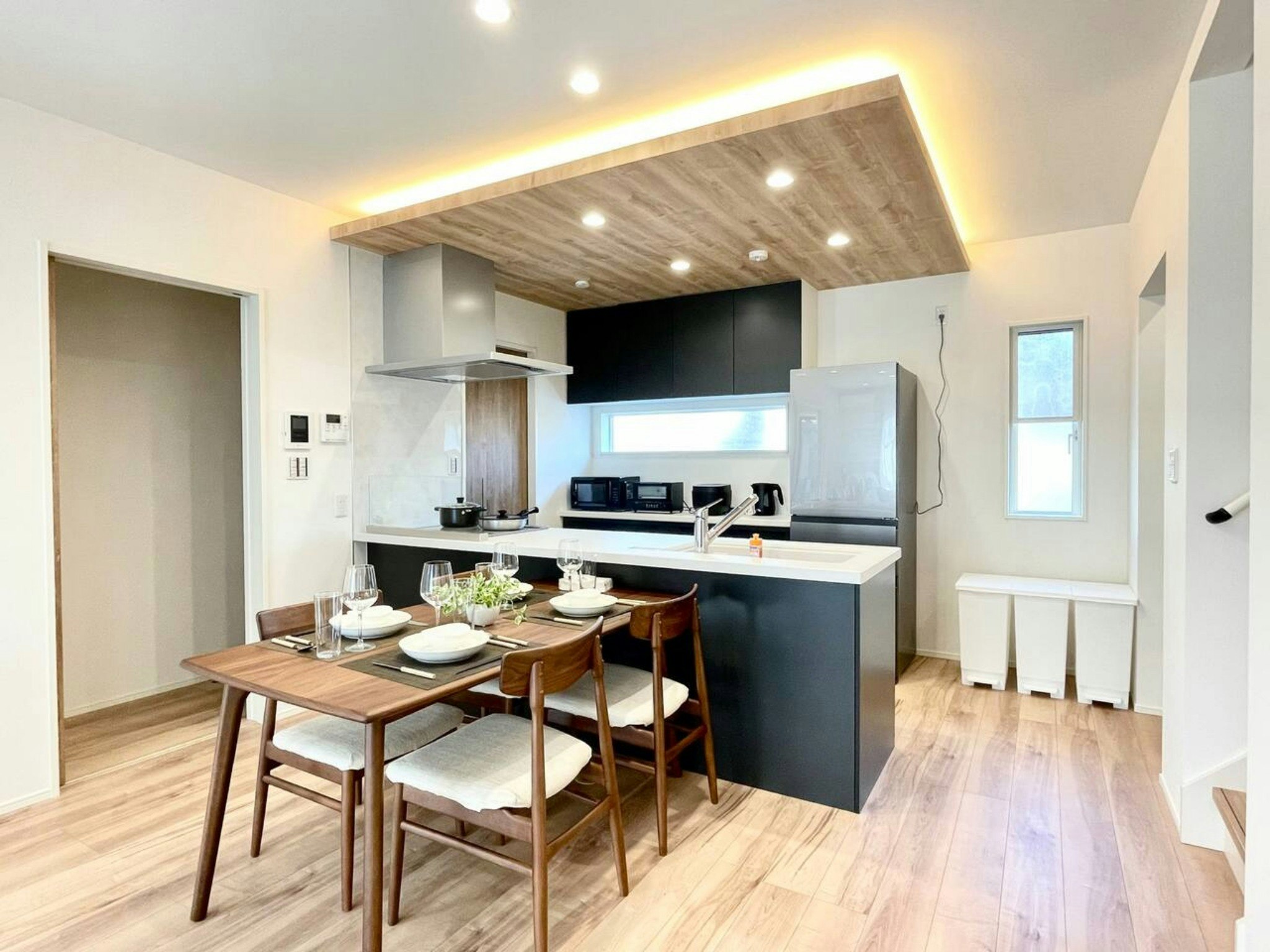 4LDK(洋室3室+和室1室/全室個室・ドア付き)Akikawa Koshi 12