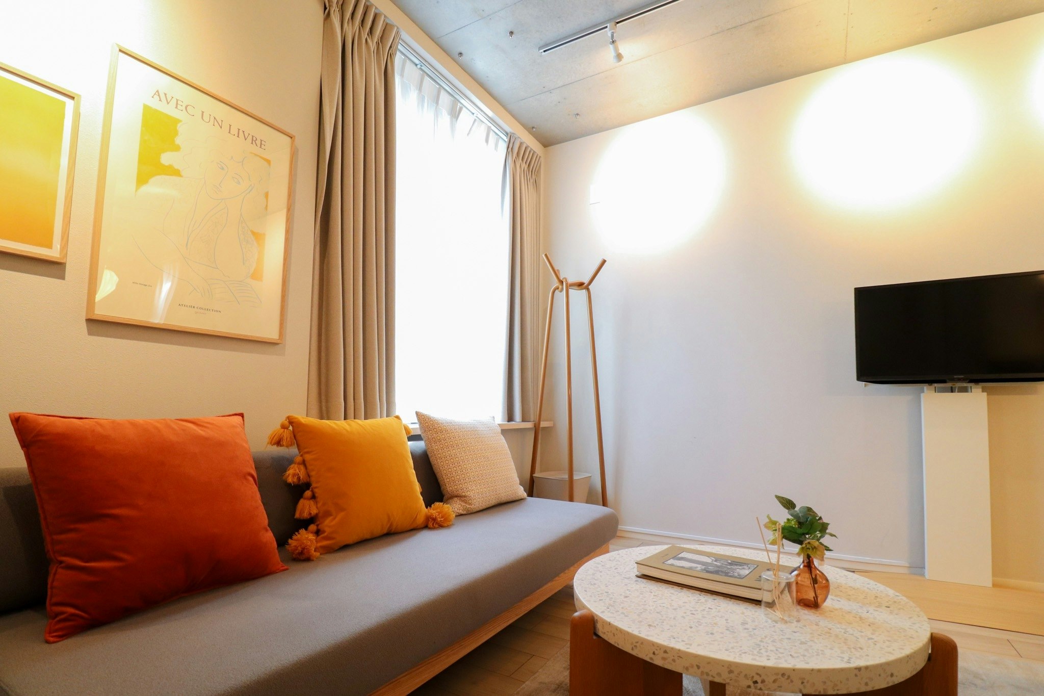 モダンな1LDK|長い廊下が特徴|東京タワー近く| 303号室