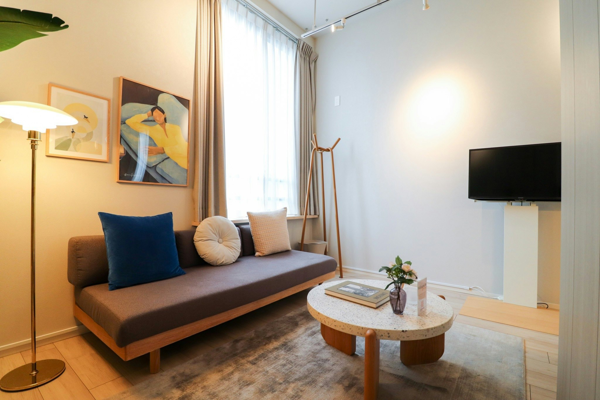 モダンな1ベッドルーム|明るく広々|六本木近く| 402号室