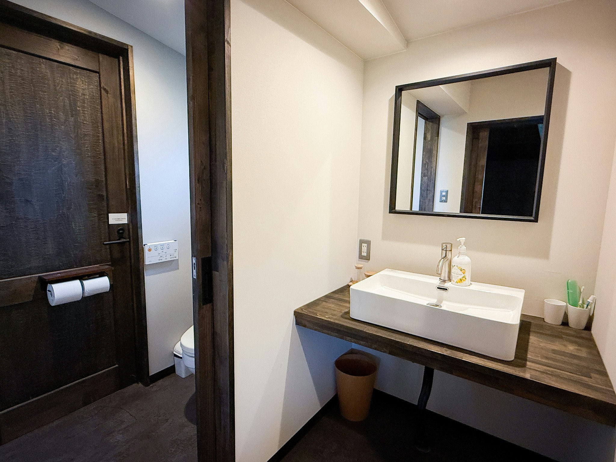 【1日1組限定】田園に佇む石造りの蔵・ペットと泊まれるファームステイ(広々ガーデン・プロジェクター完