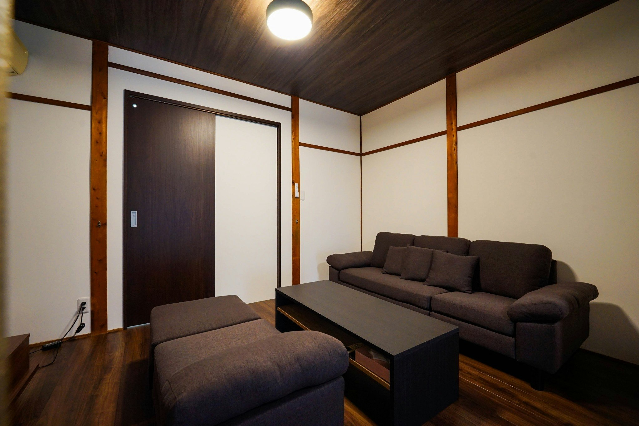 リニューアルオープン!伏見稲荷まで徒歩圏内!閑静な住宅街です。