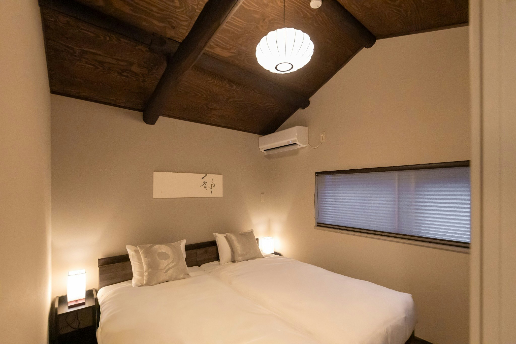 谷町六丁目駅徒歩1分!60m2広々2DK一軒家|最大6名|洗濯乾燥機付|大阪観光に最適